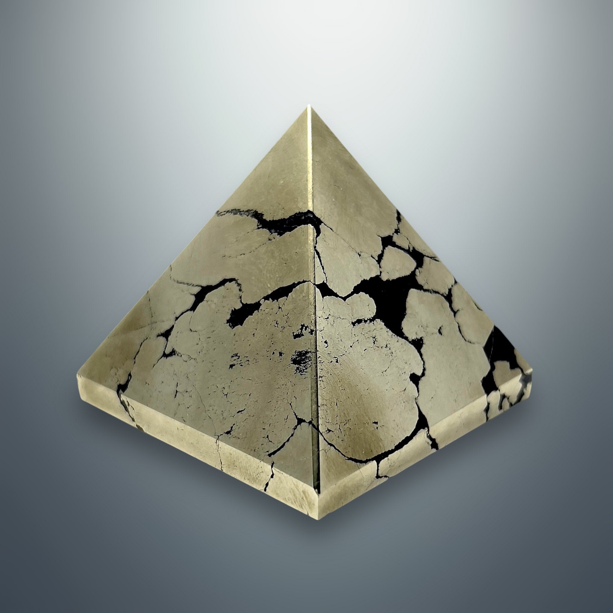 #piezas únicas_pirámide pirita 1