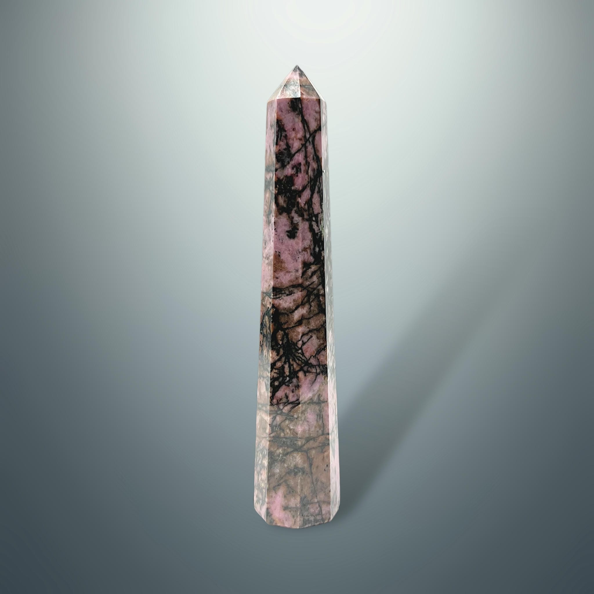 #piezas únicas_torre hexagonal rodonita 1