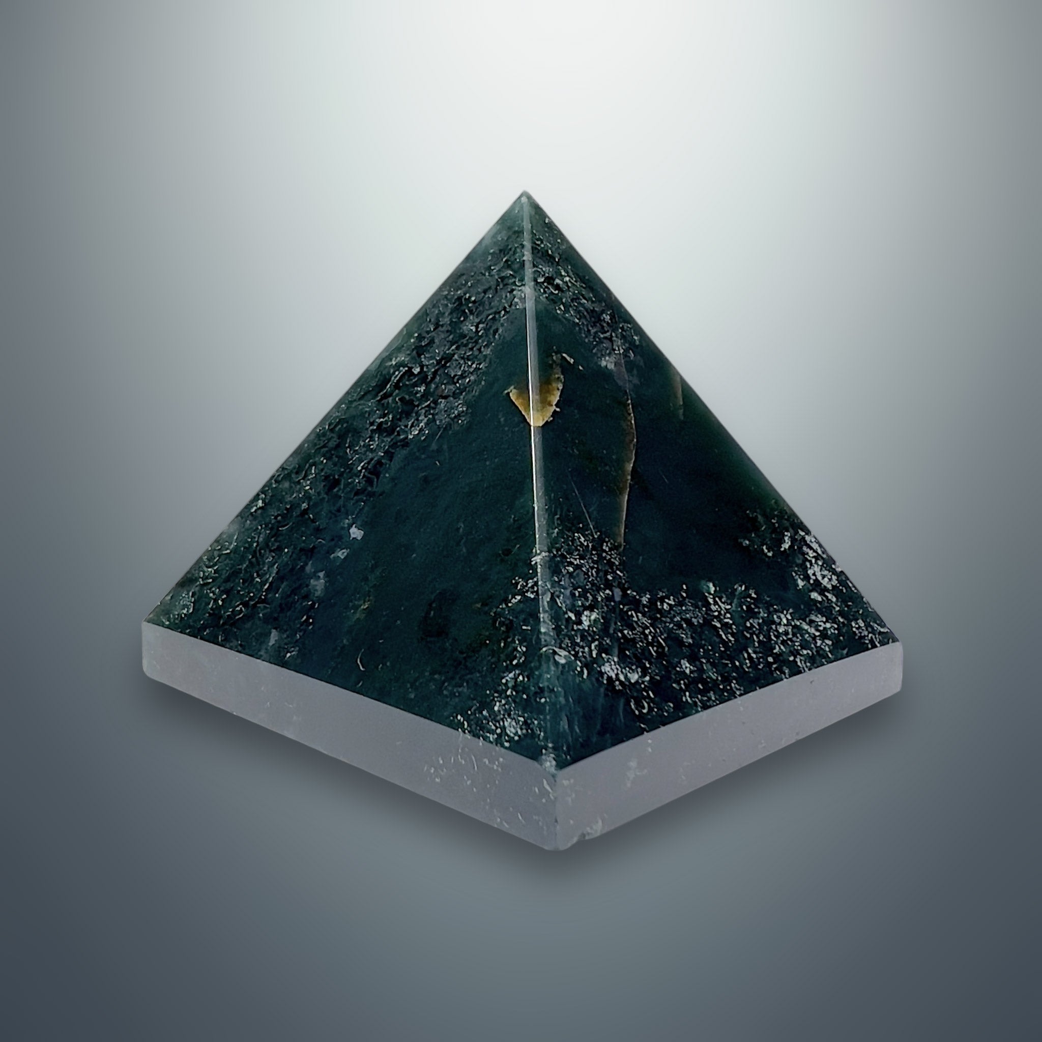 #piezas únicas_pirámide ágata musgo 1