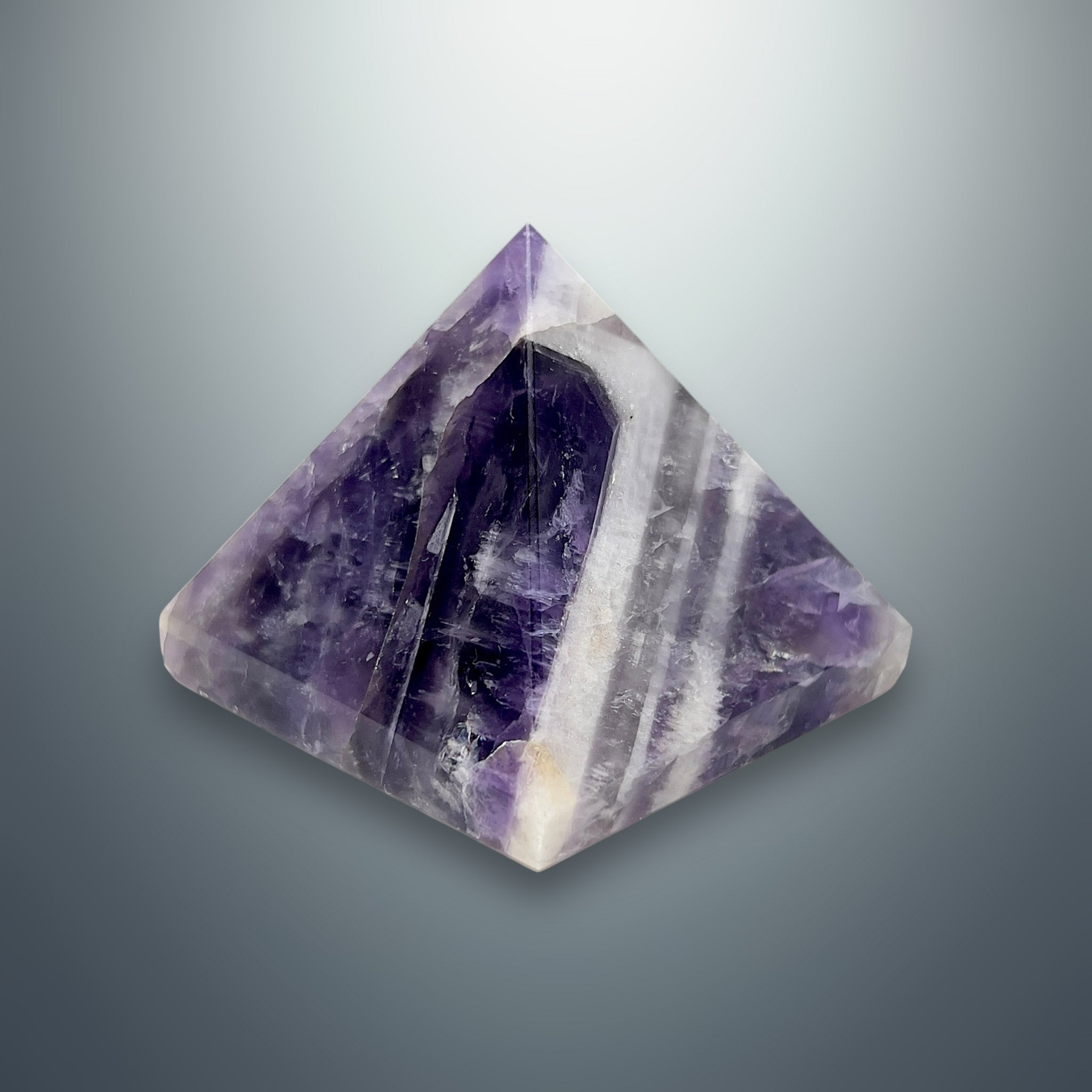#piezas únicas_pirámide amatista 1