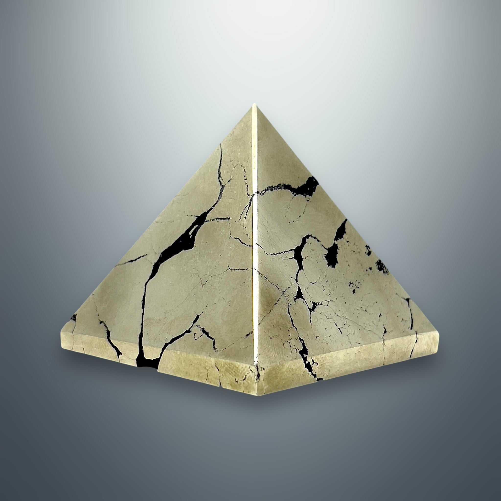 #piezas únicas_pirámide pirita 1