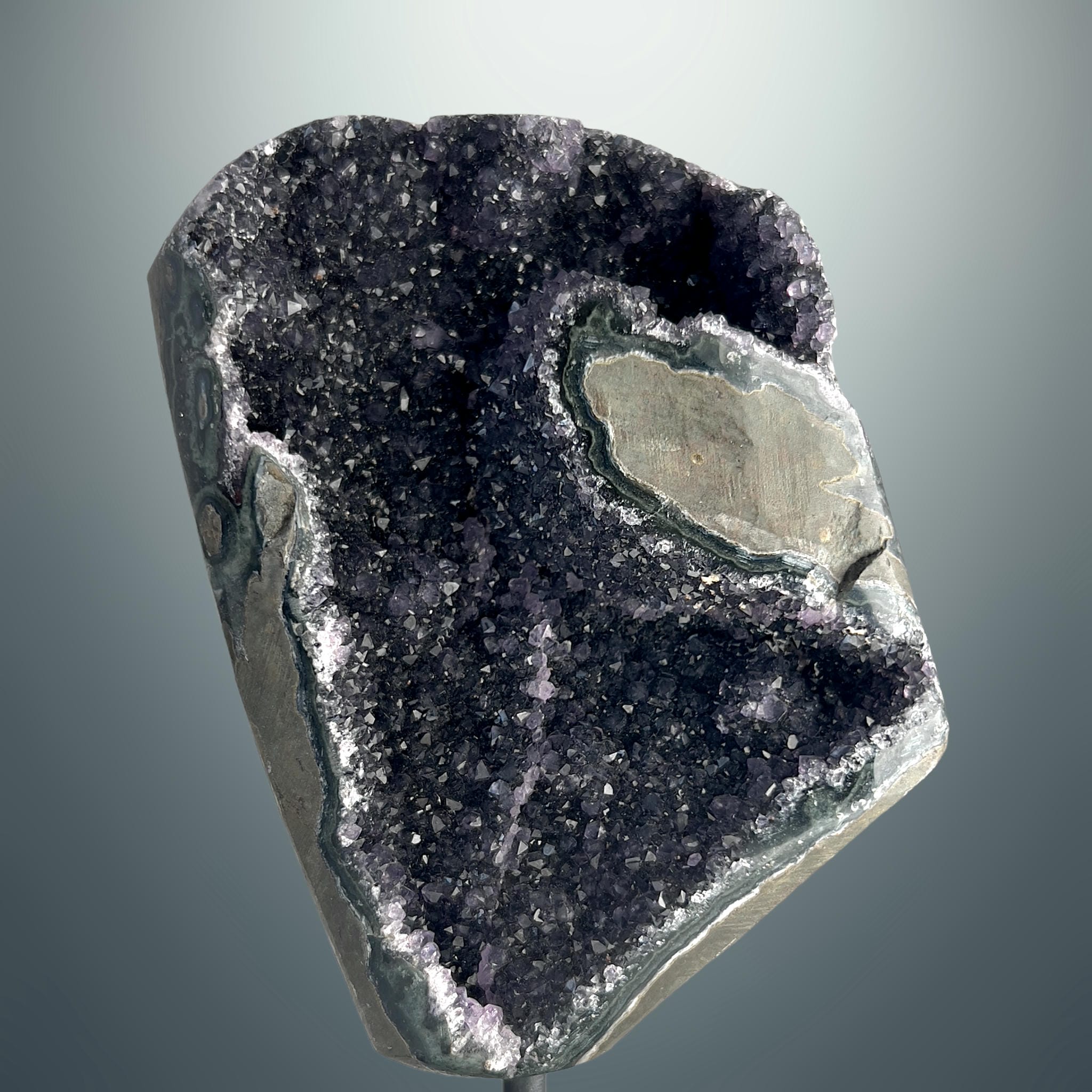 #piezas únicas_geoda amatista negra 2