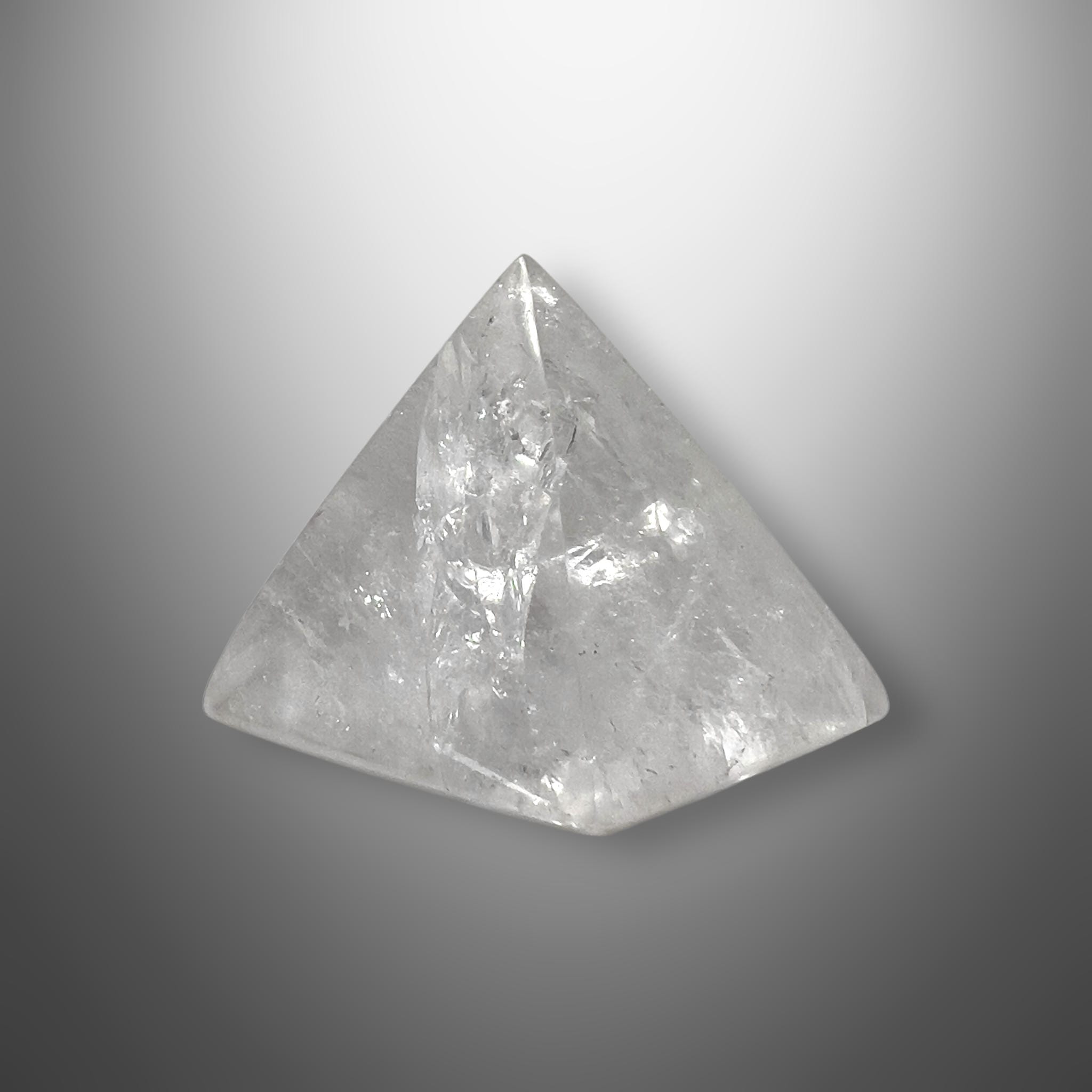 #piezas únicas_pirámide cuarzo 2