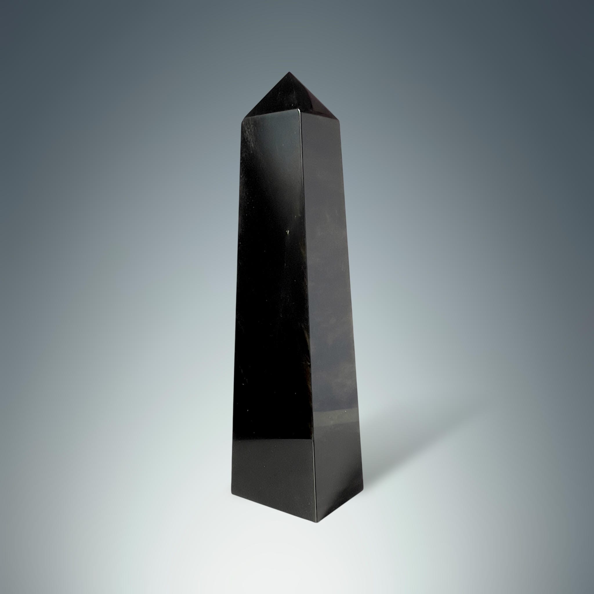 #piezas únicas_torre obsidiana oro 2