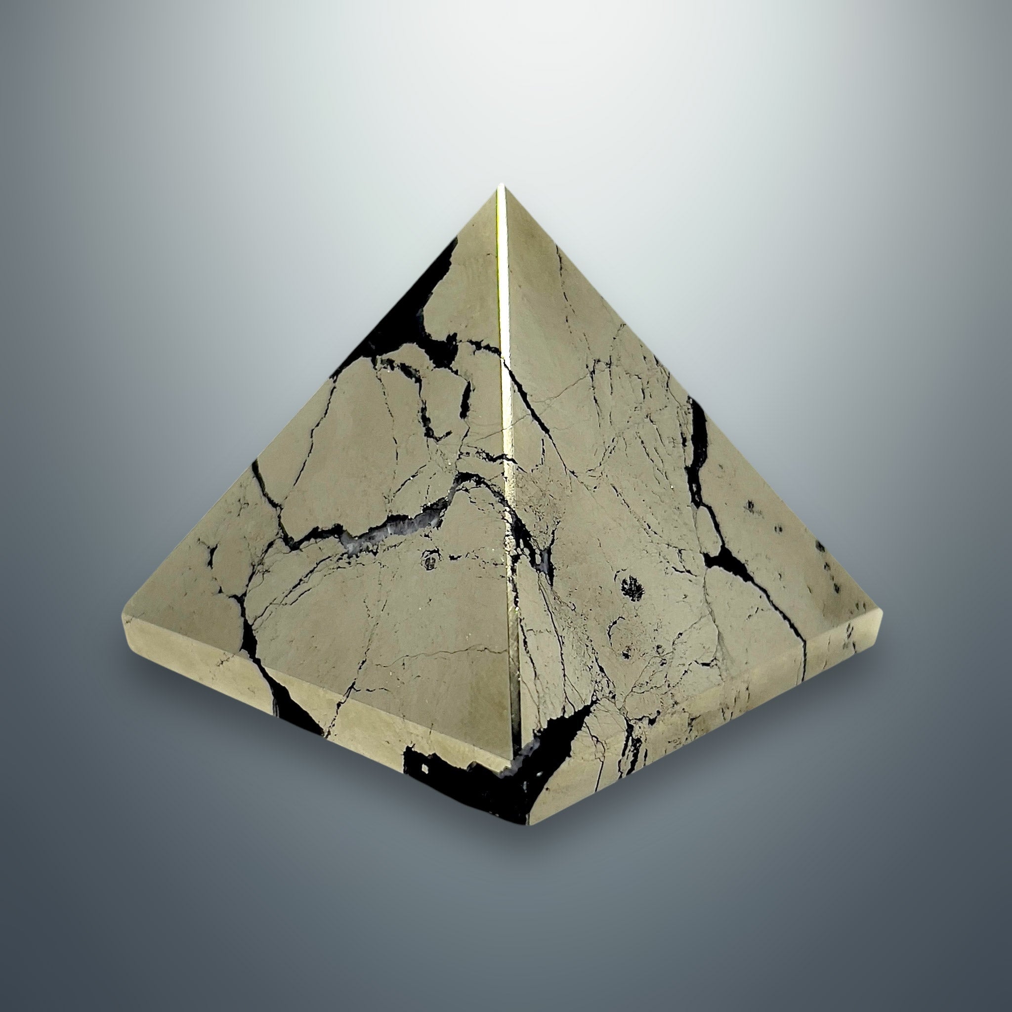 #piezas únicas_pirámide pirita 2