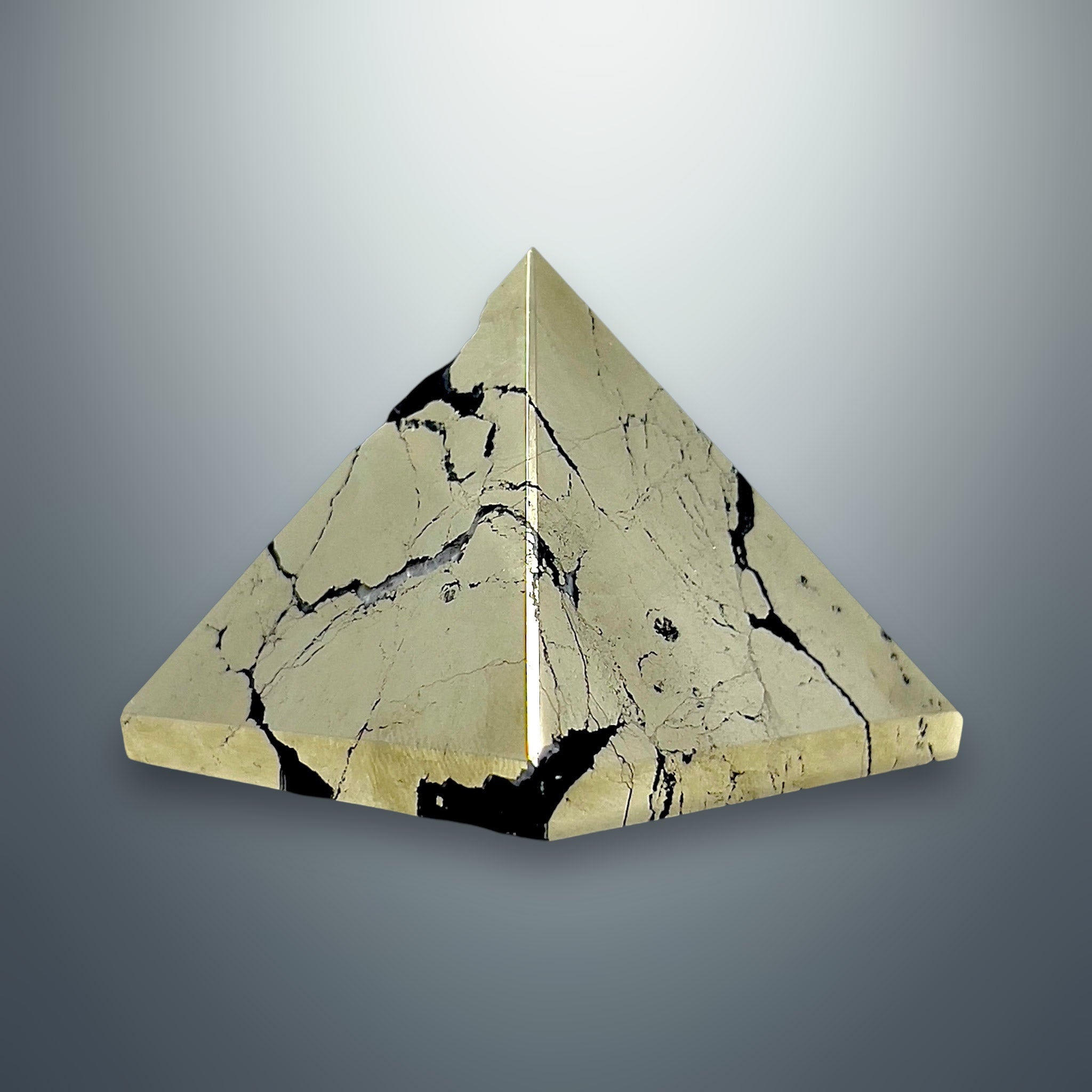 #piezas únicas_pirámide pirita 2