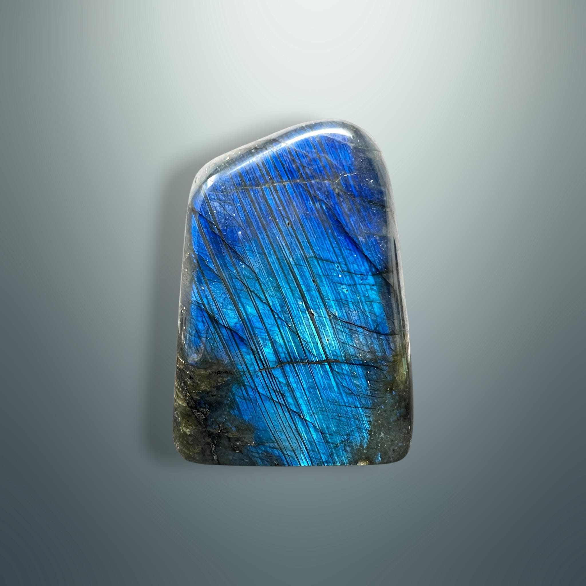 #piezas únicas_labradorita en forma libre 3