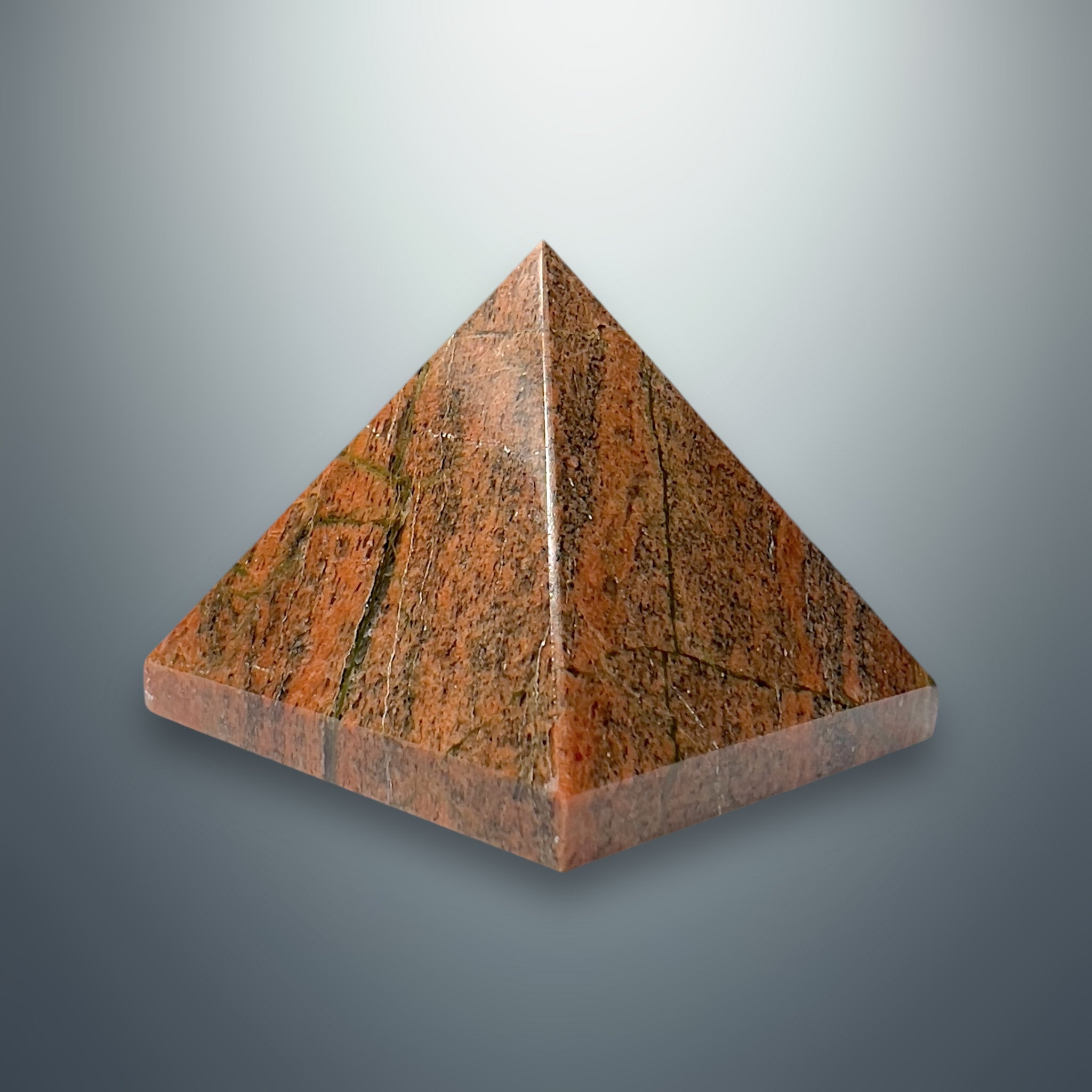 #piezas únicas_pirámide unakita 3