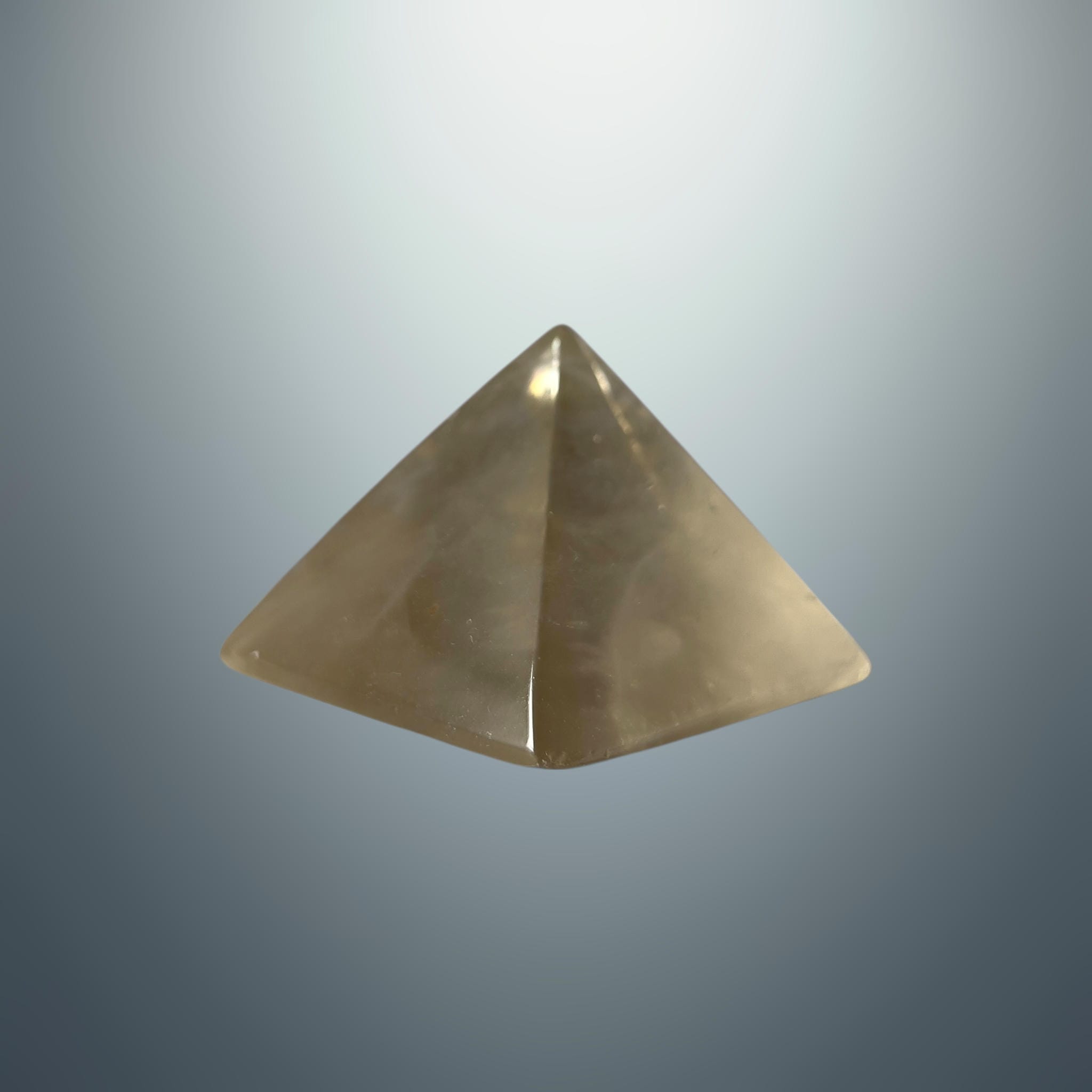 #piezas únicas_pirámide cuarzo ahumado 3