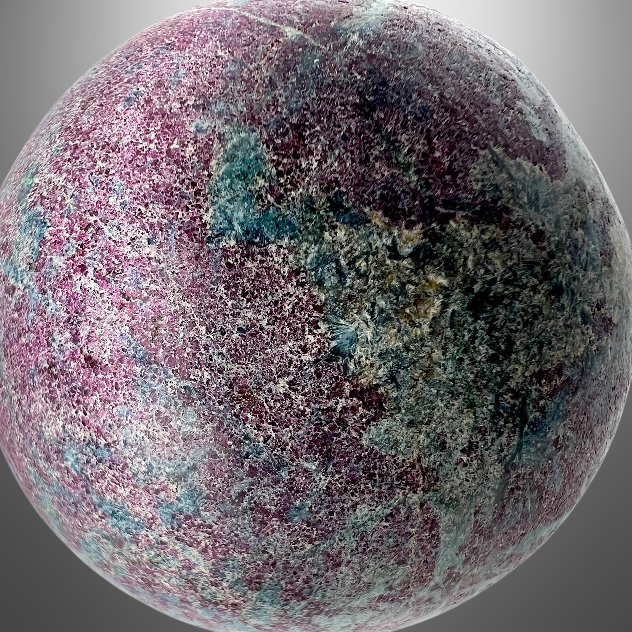 #piezas únicas_esfera rubí en fucsita con cianita 3