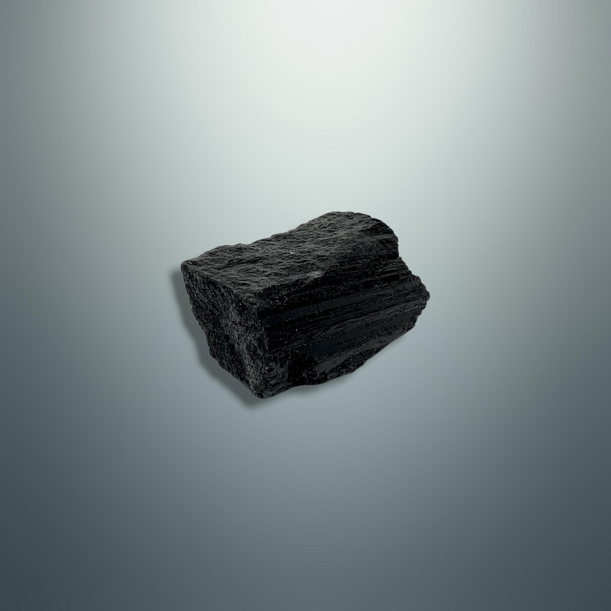 #piezas únicas_turmalina negra en bruto 4