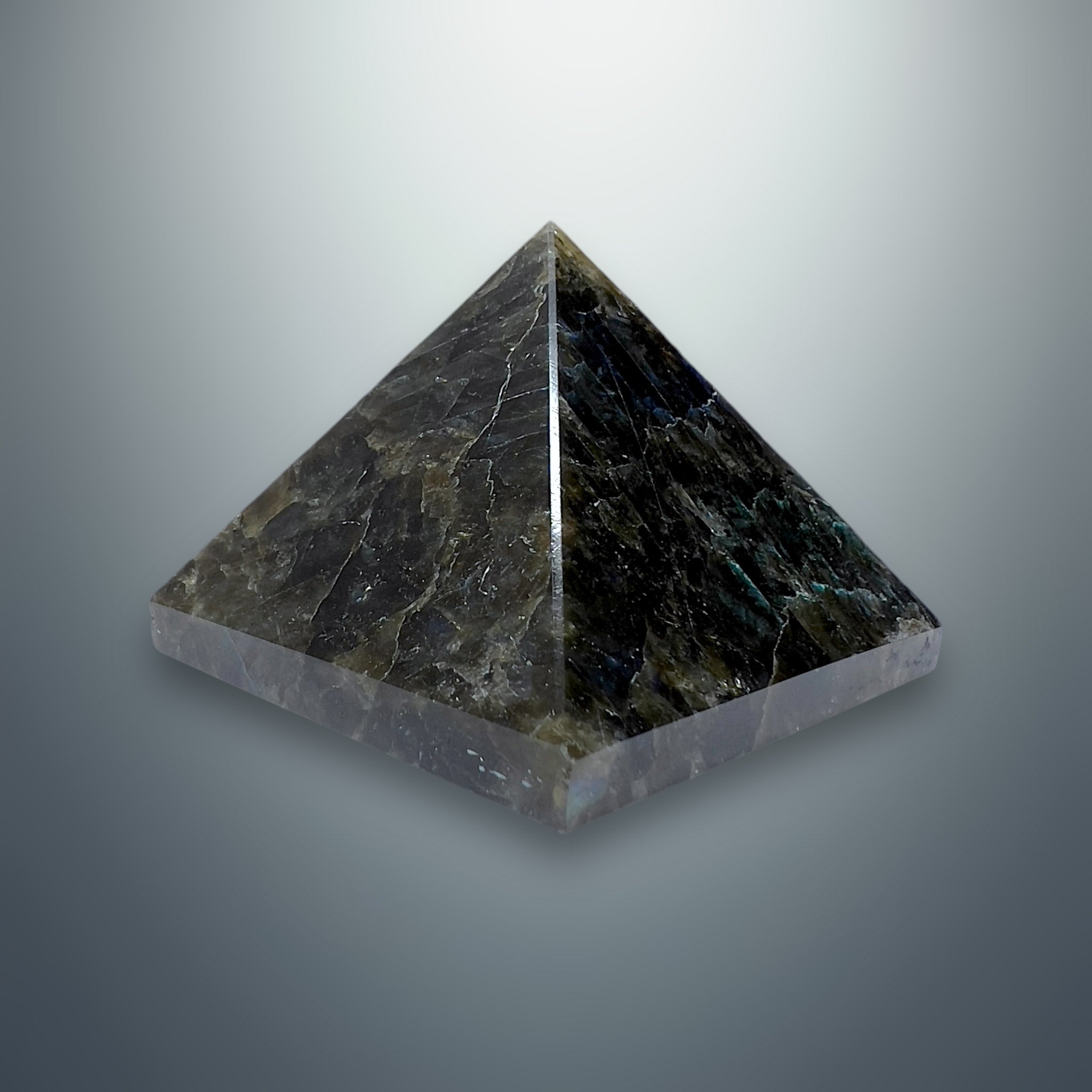 #piezas únicas_pirámide labradorita 4