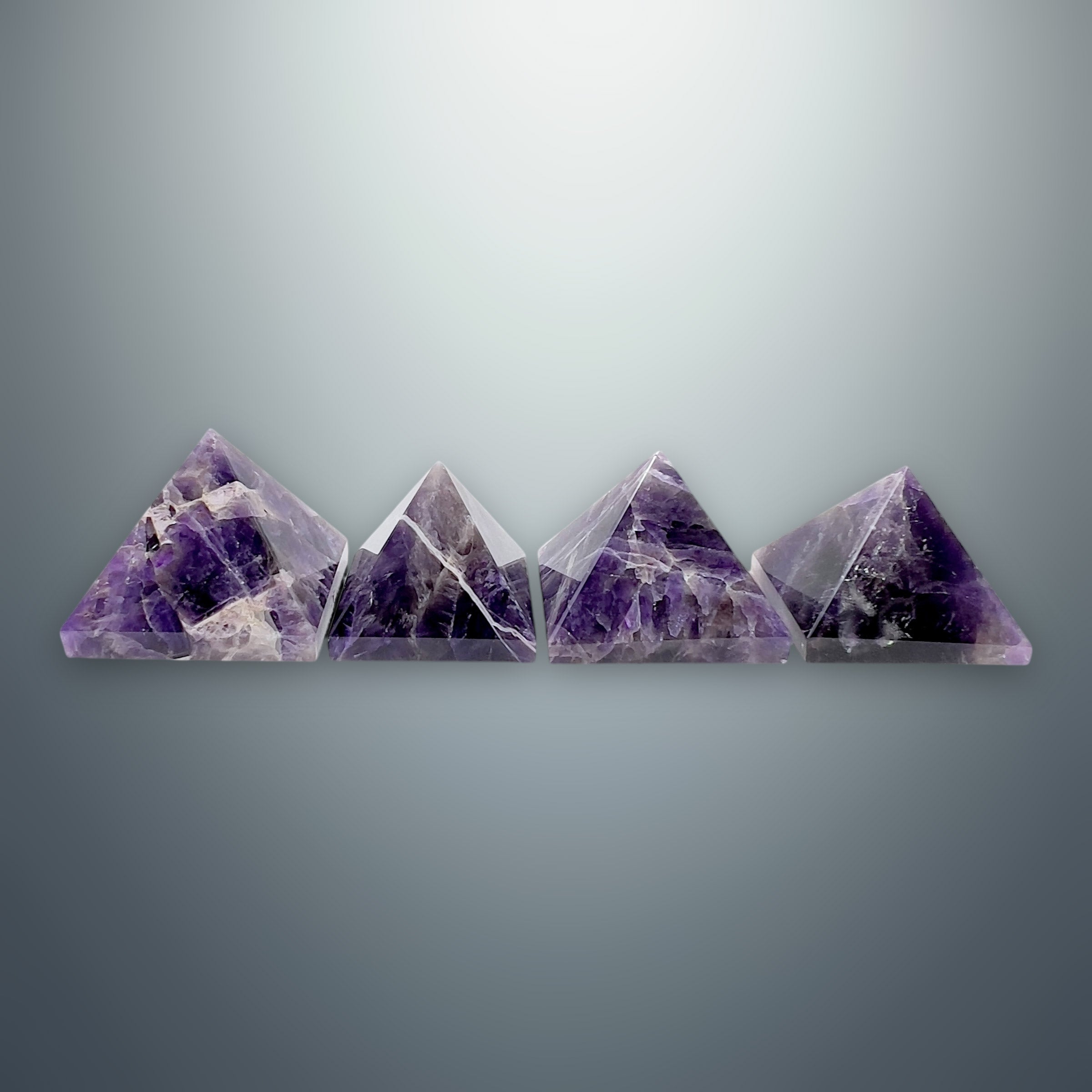 Amatista en Pirámide