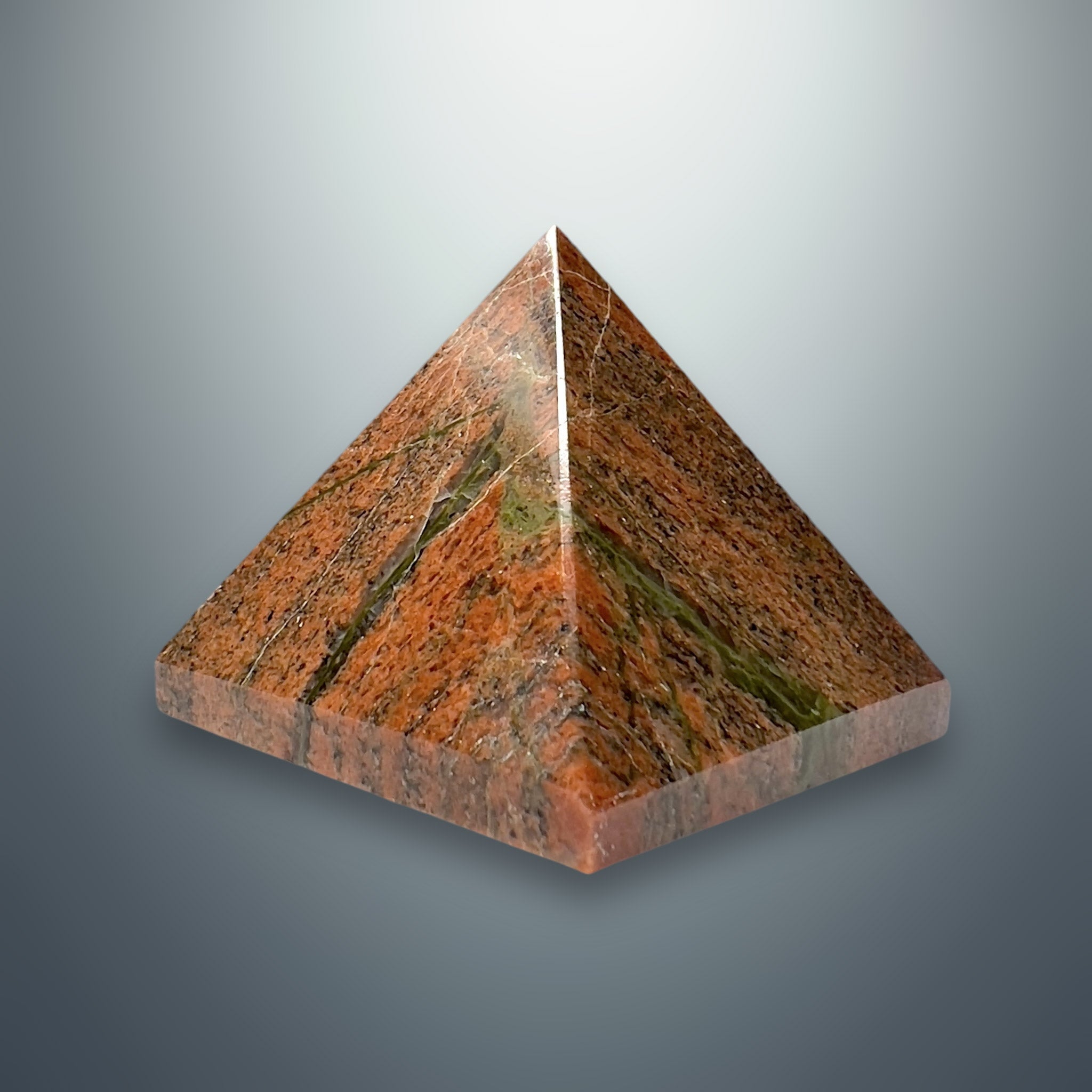 #piezas únicas_pirámide unakita 5