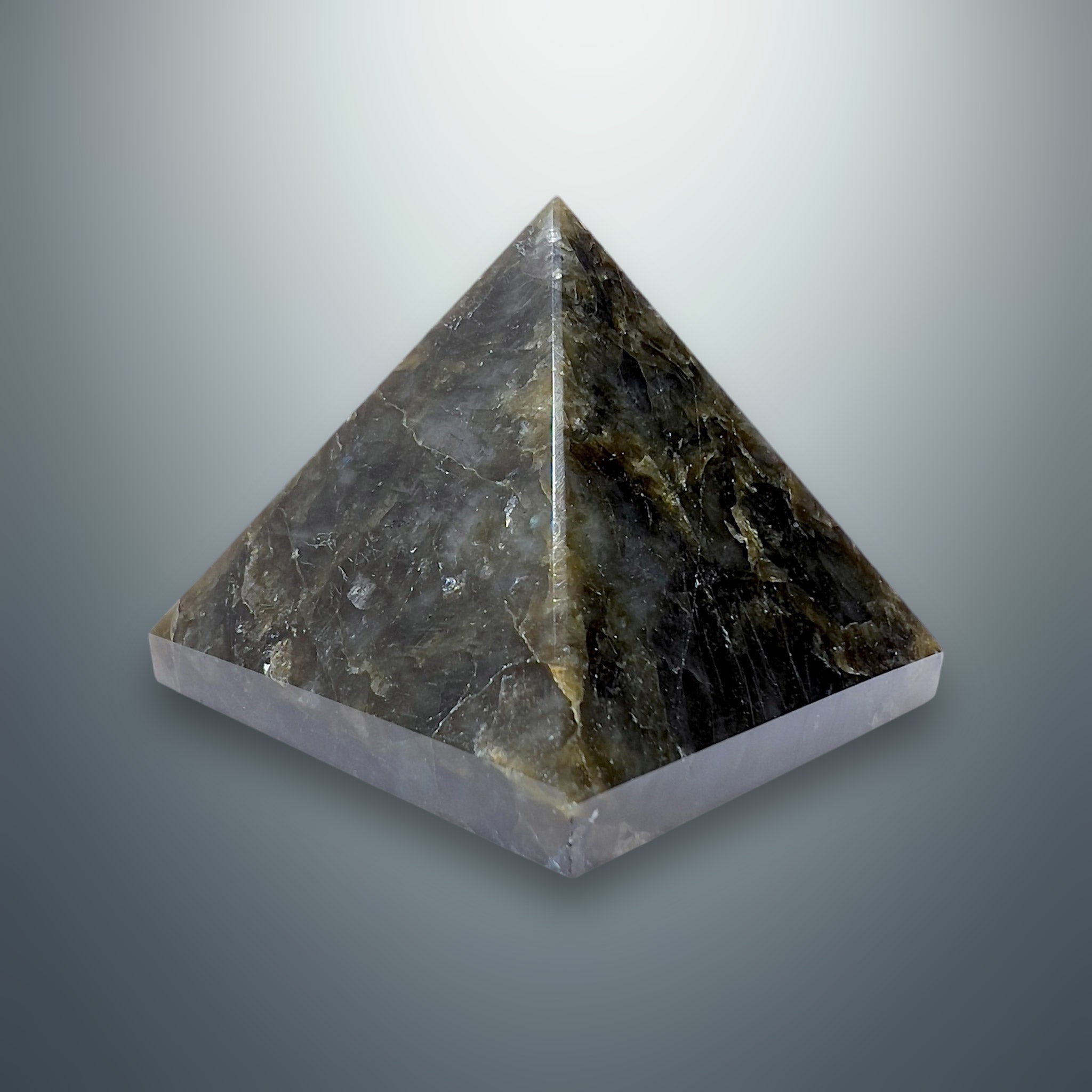 #piezas únicas_pirámide labradorita 6