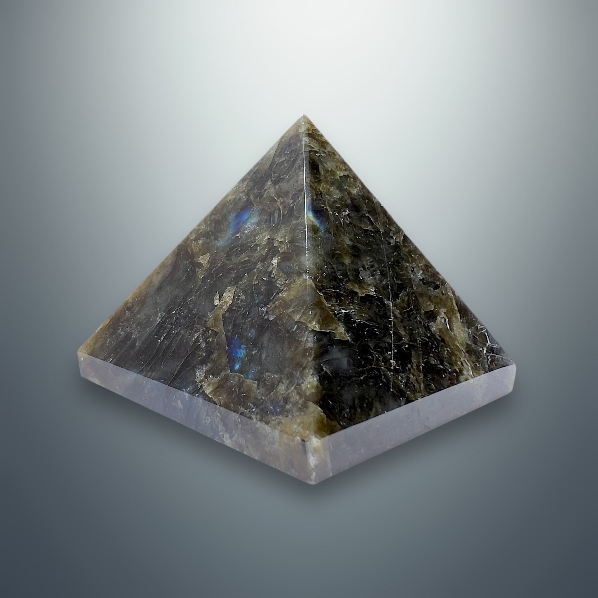 #piezas únicas_pirámide labradorita 6