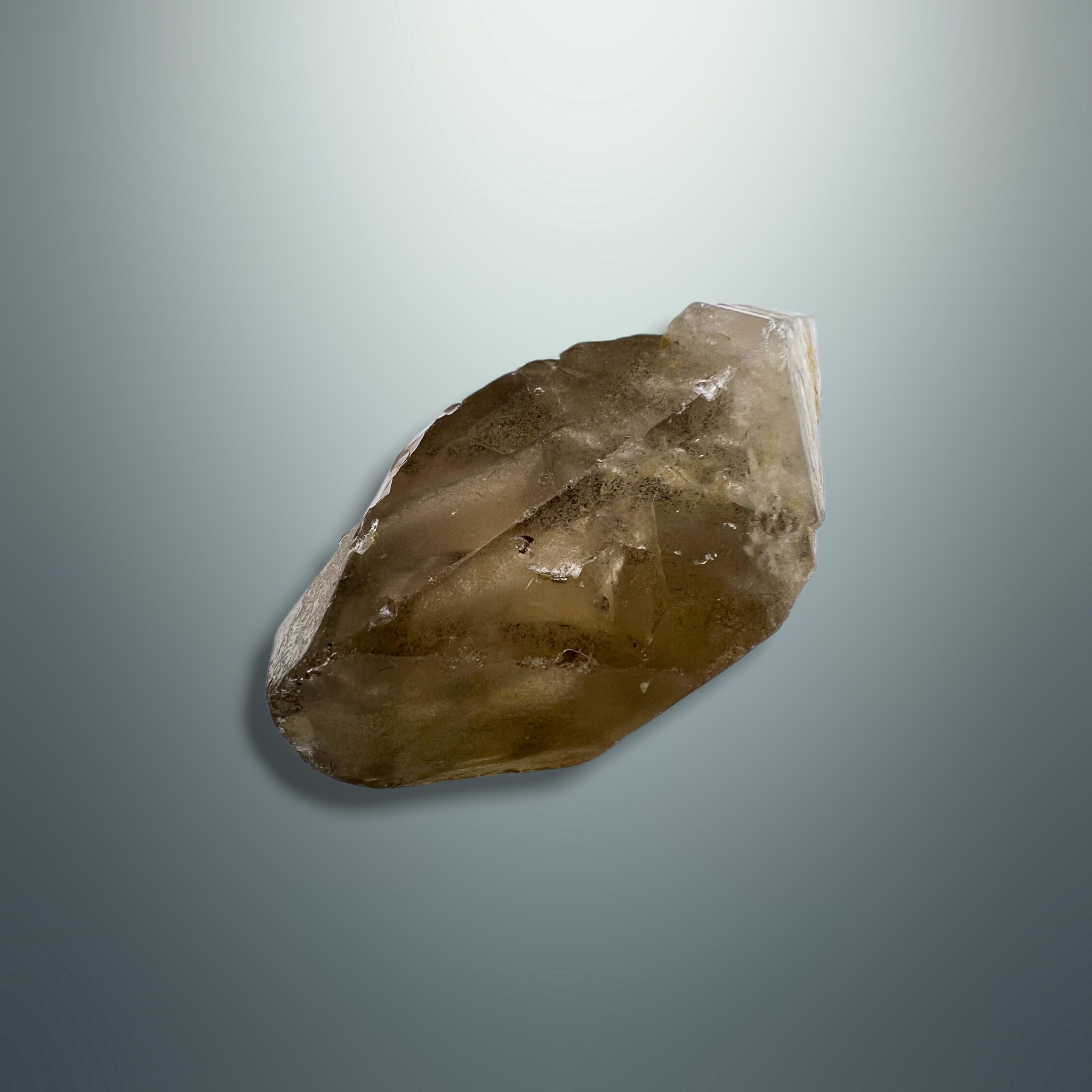 #piezas únicas_cuarzo ahumado en bruto 8