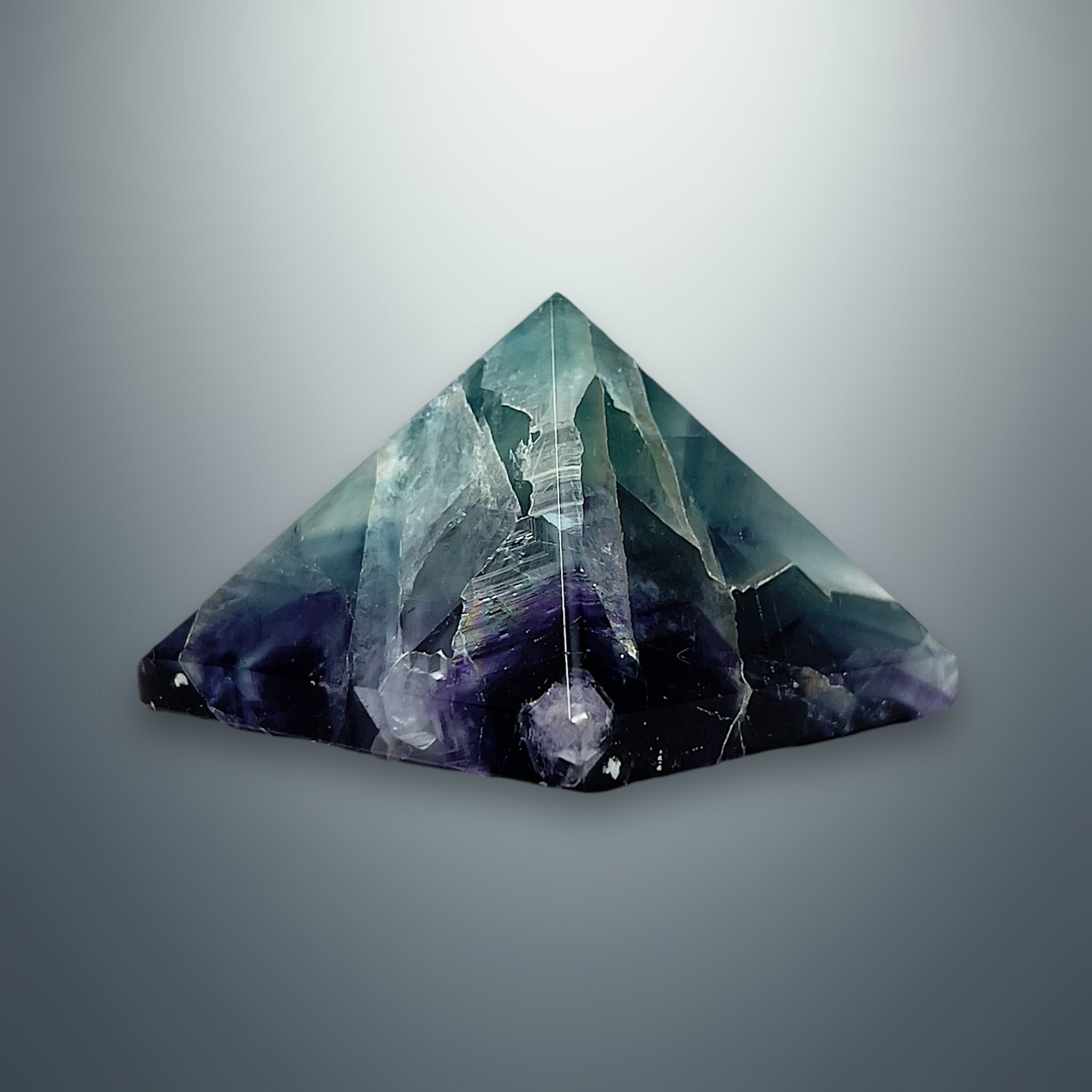 #piezas únicas_pirámide fluorita multicolor 8