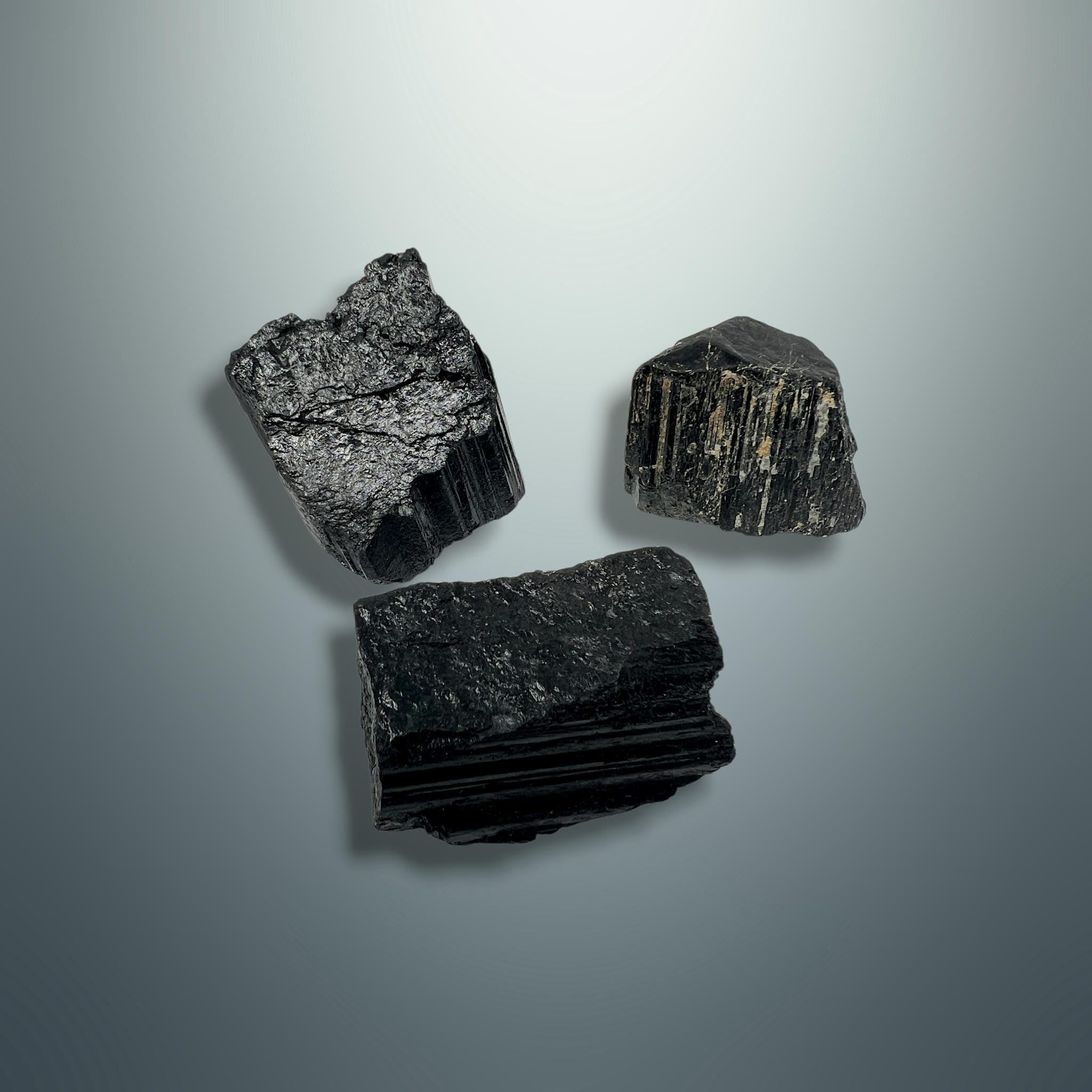 Turmalina Negra en Bruto