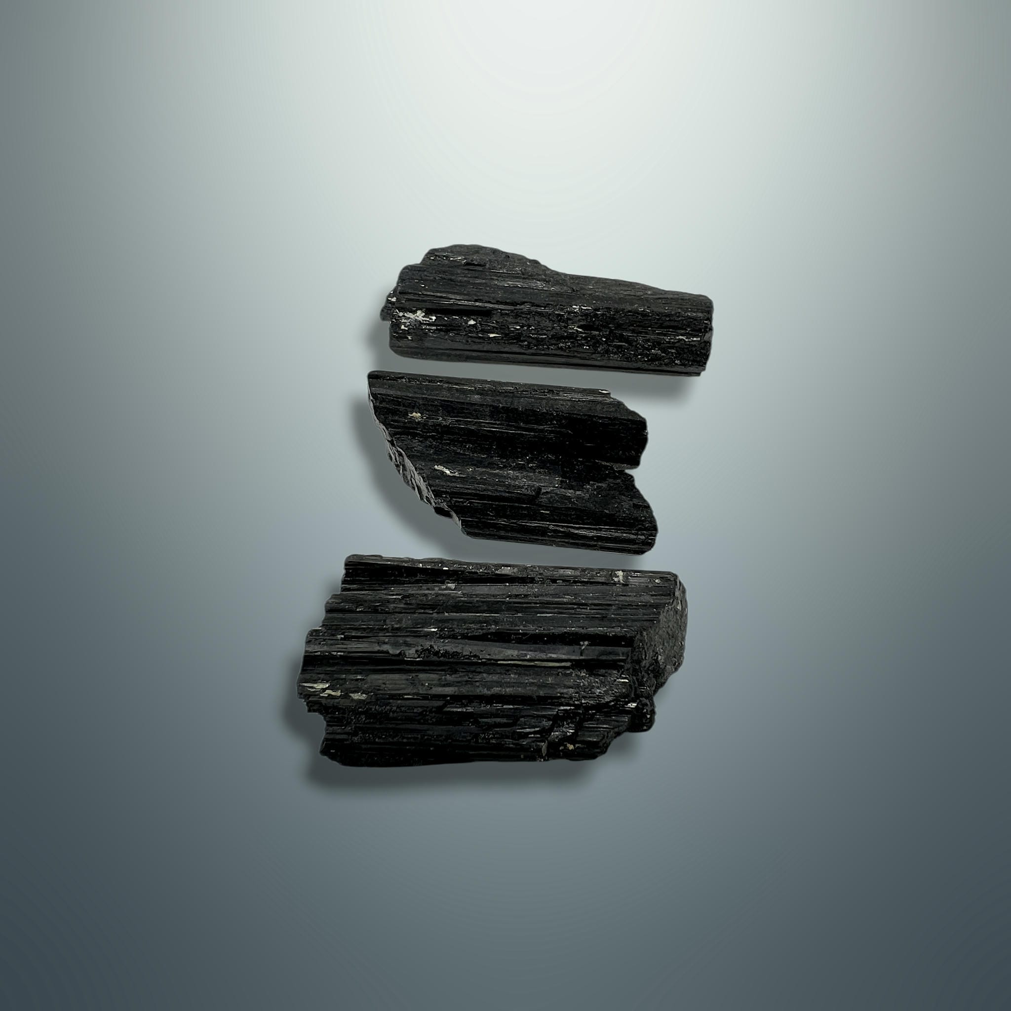 Turmalina Negra en Bruto