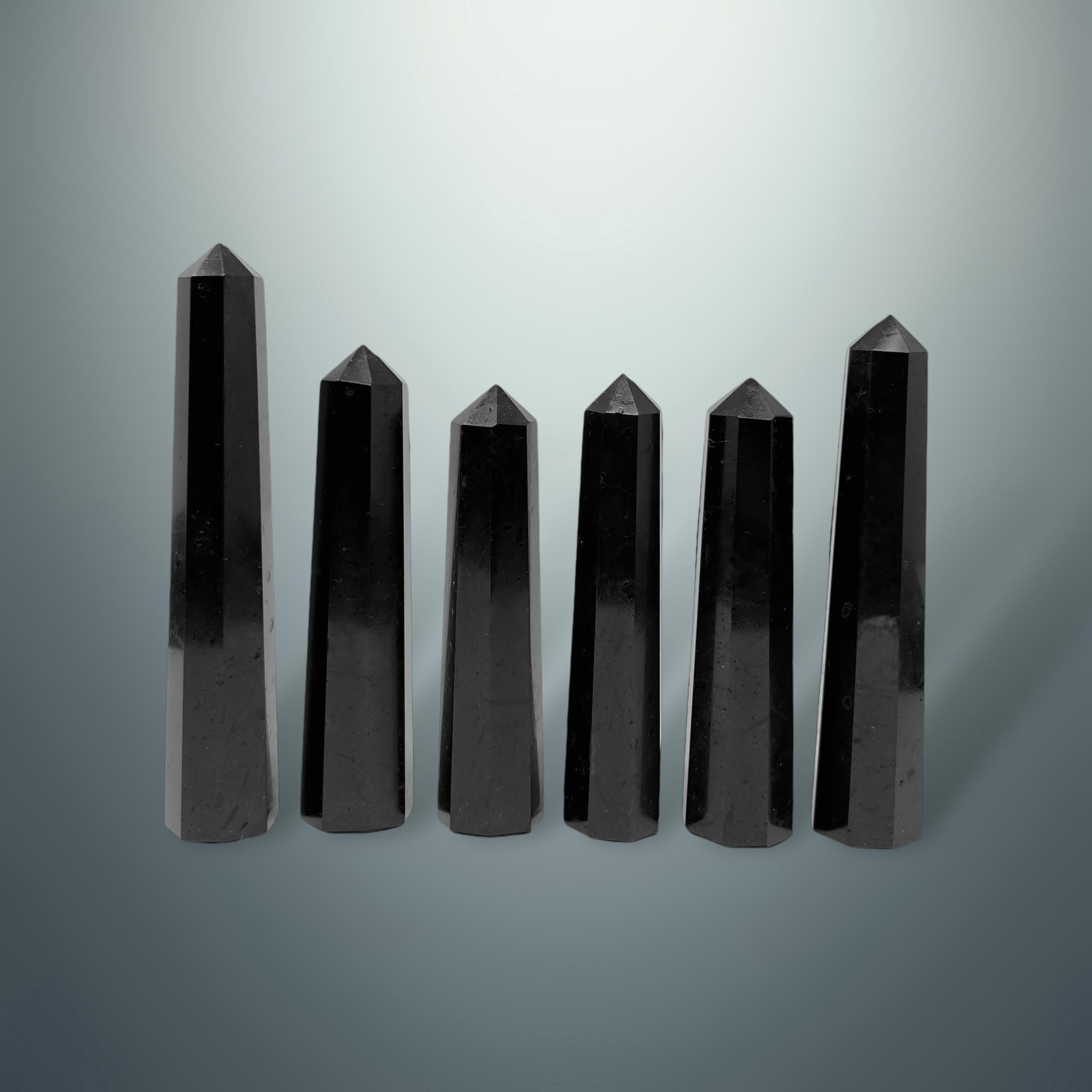 Turmalina Negra en Torre Hexagonal
