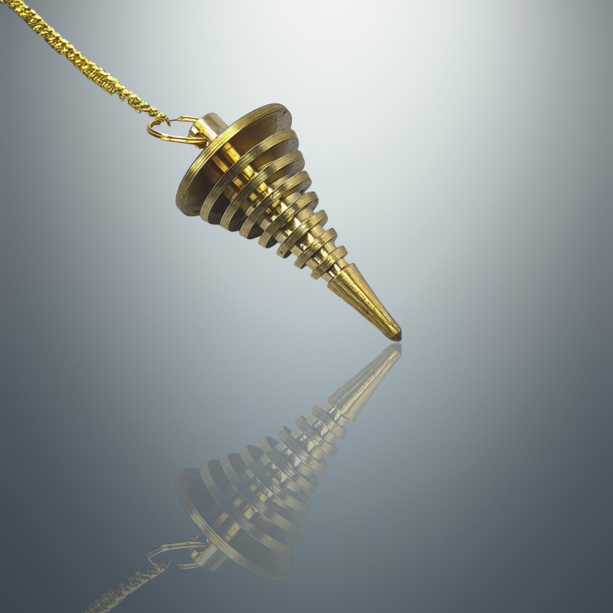 Pendulo Cono Vertical (Hard Coil) - Metal Dorado