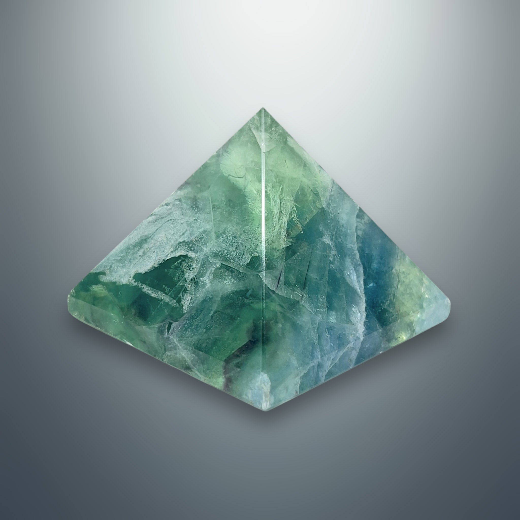 #piezas únicas_pirámide fluorita verde 1