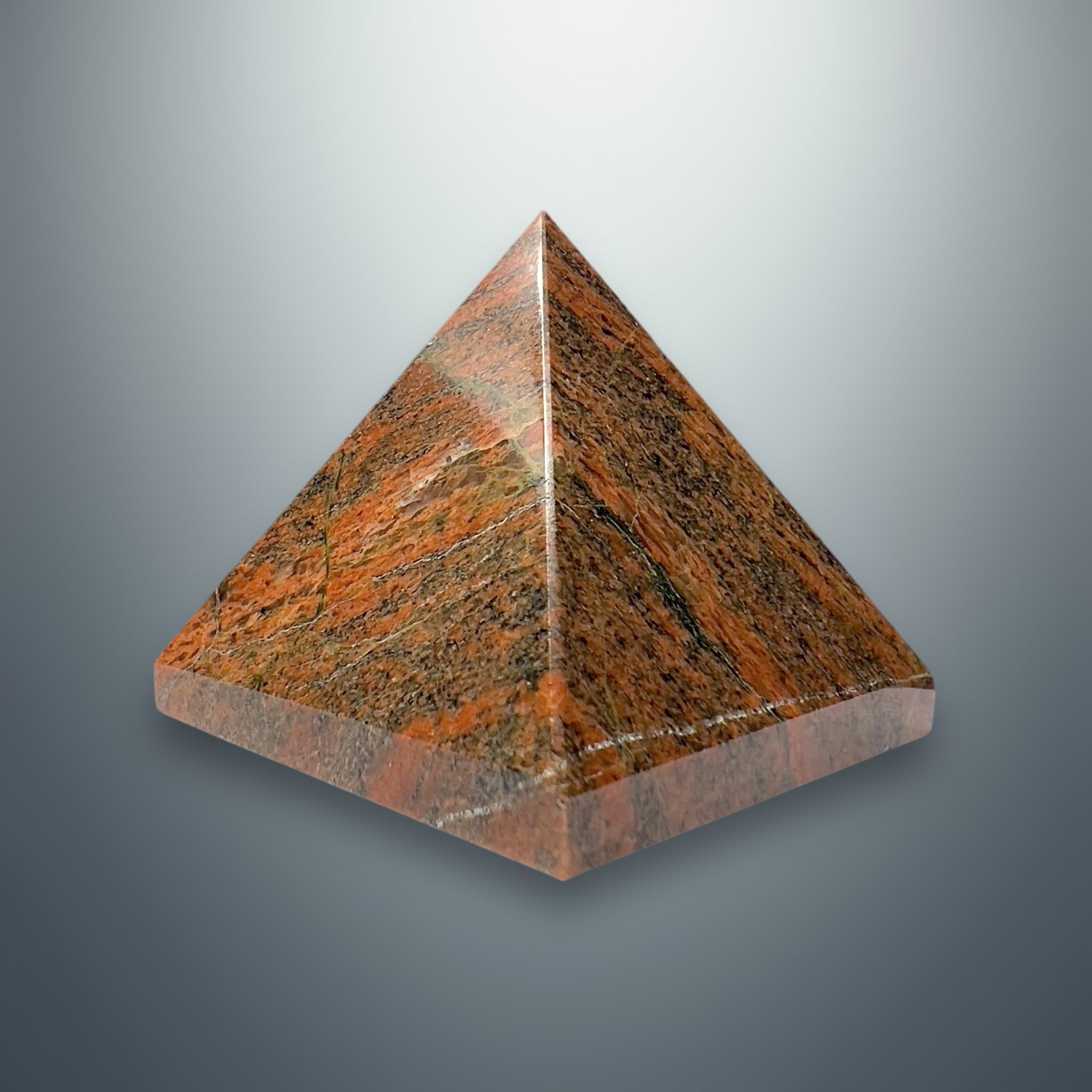 #piezas únicas_pirámide unakita 1