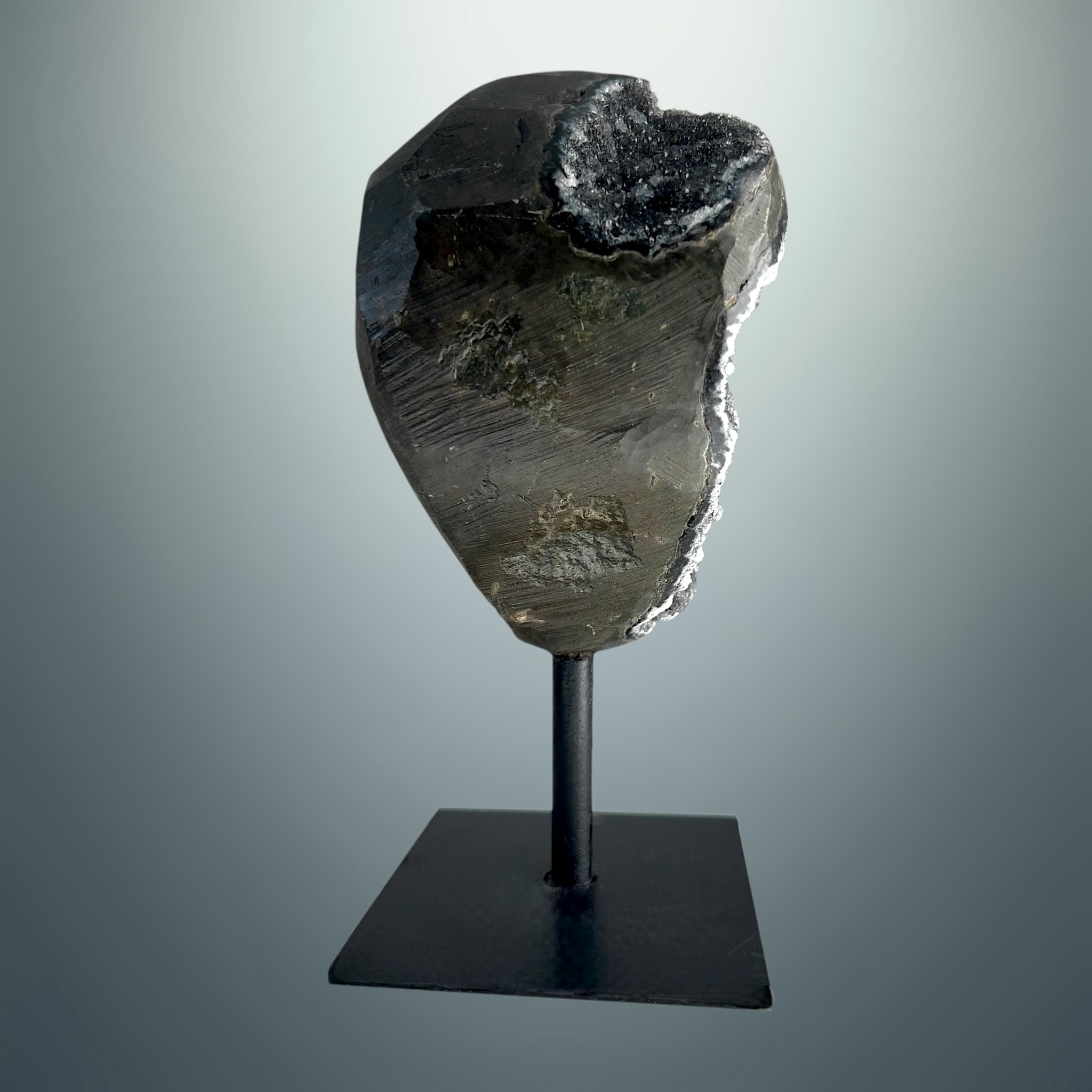 #piezas únicas_geoda amatista negra 1