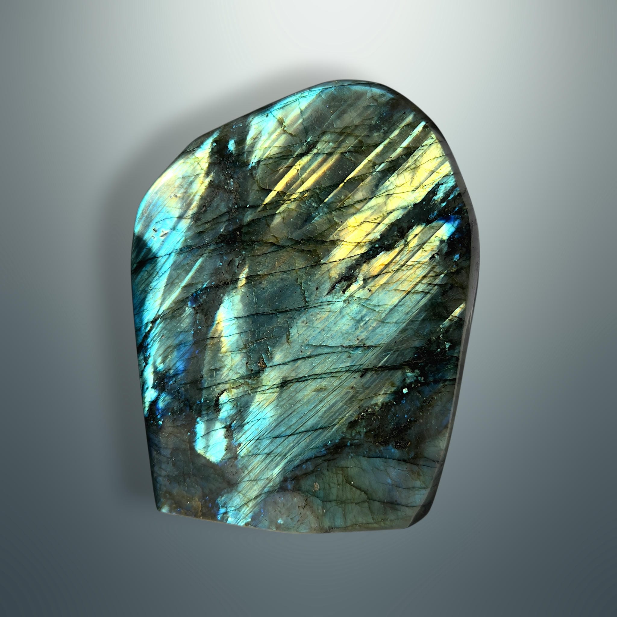 #piezas únicas_labradorita en forma libre 1