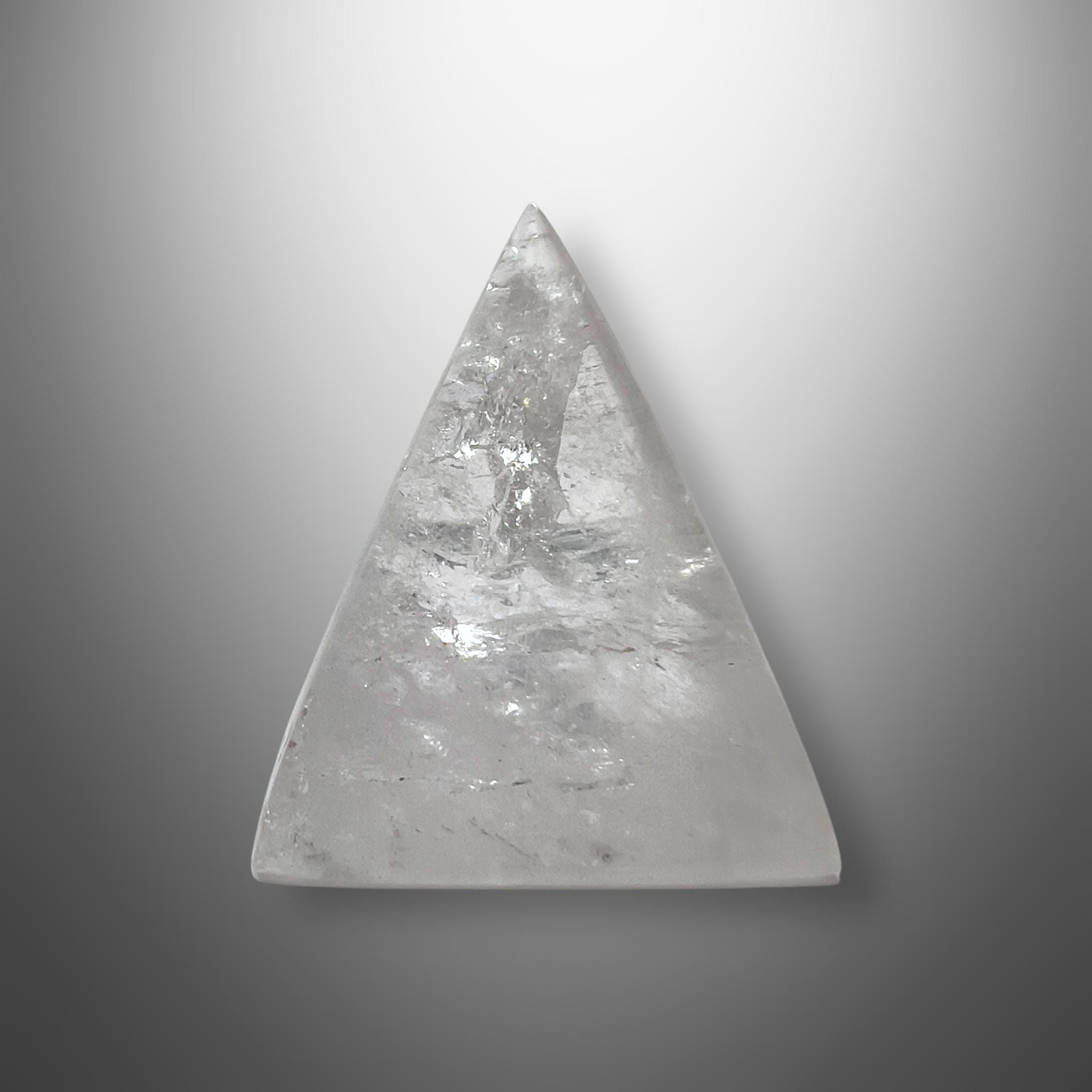 #piezas únicas_pirámide cuarzo 1