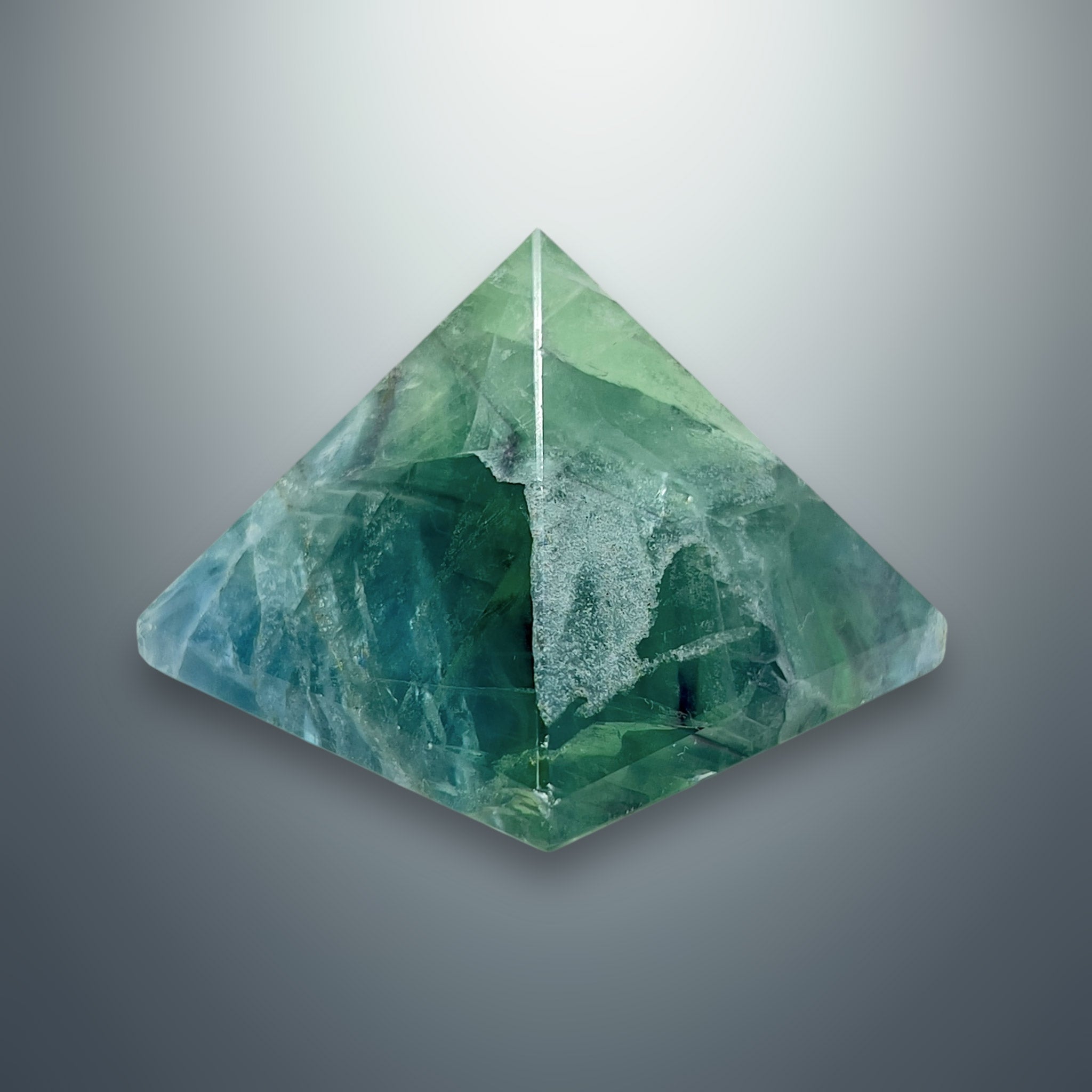 #piezas únicas_pirámide fluorita verde 1