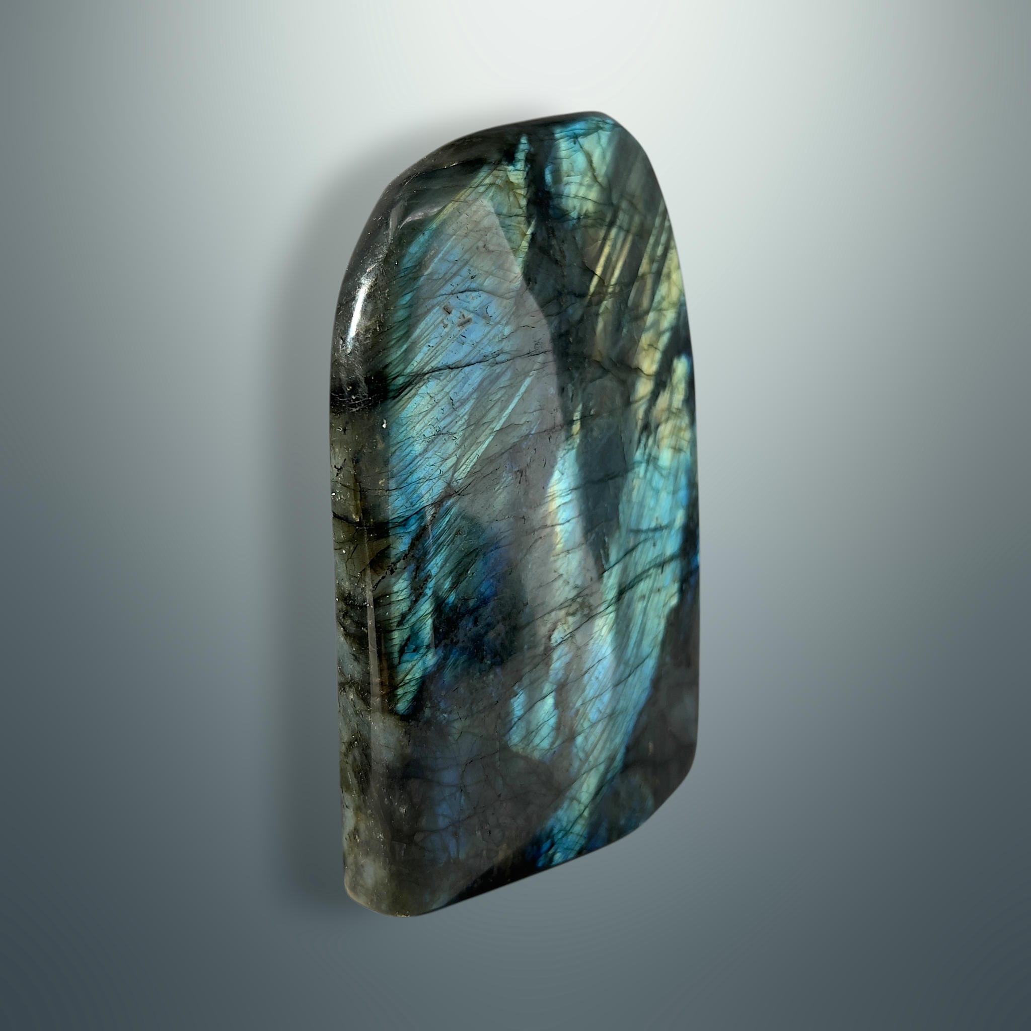 #piezas únicas_labradorita en forma libre 1