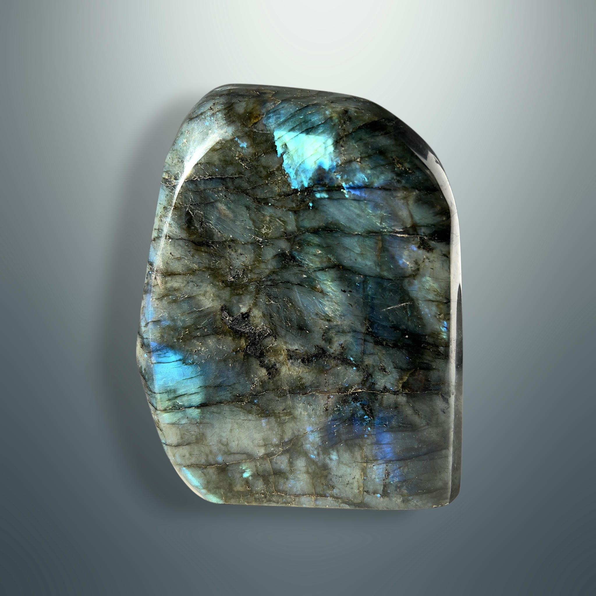 #piezas únicas_labradorita en forma libre 1