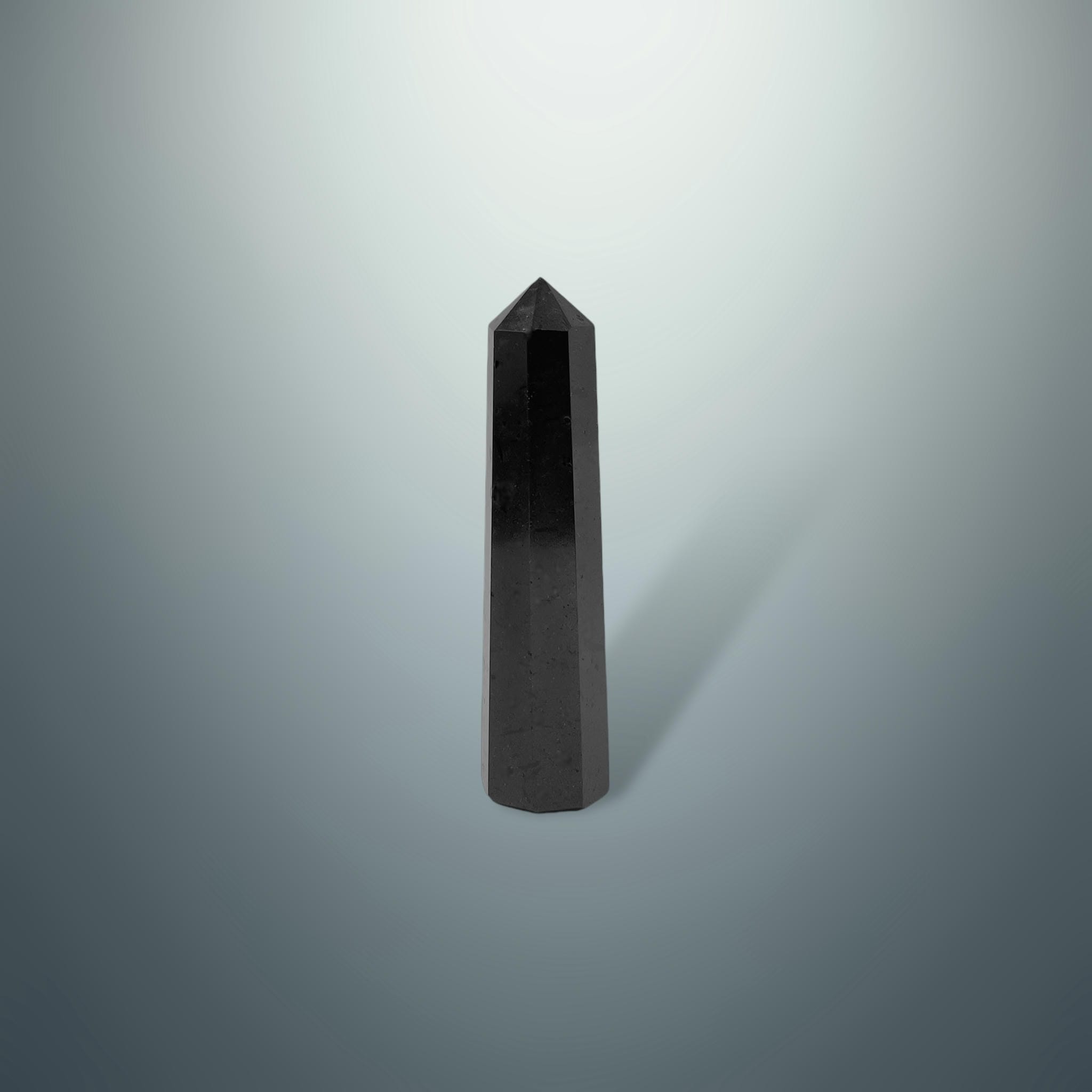 #piezas únicas_torre hexagonal turmalina negra 10