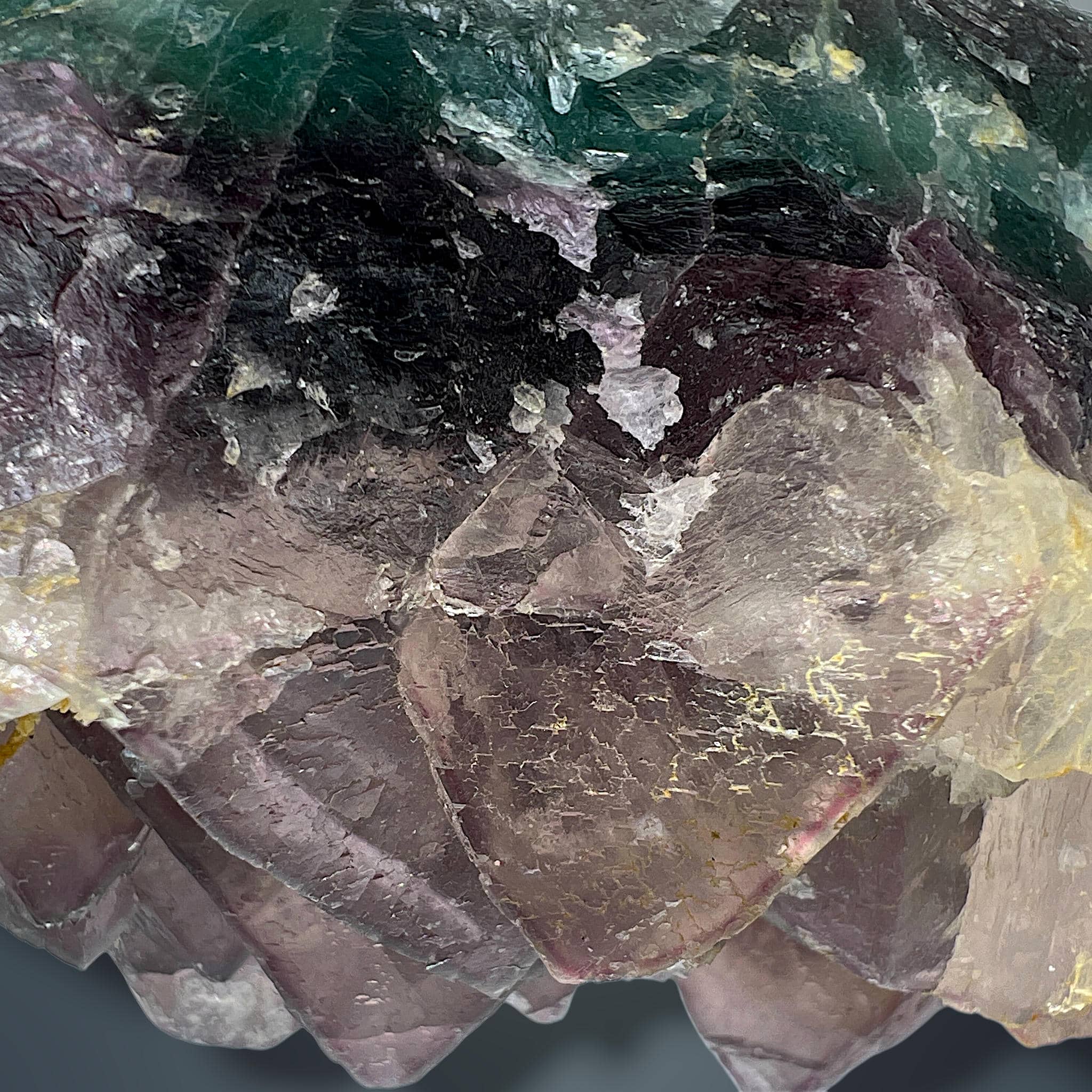 #piezas únicas_fluorita multicolor en bruto 12