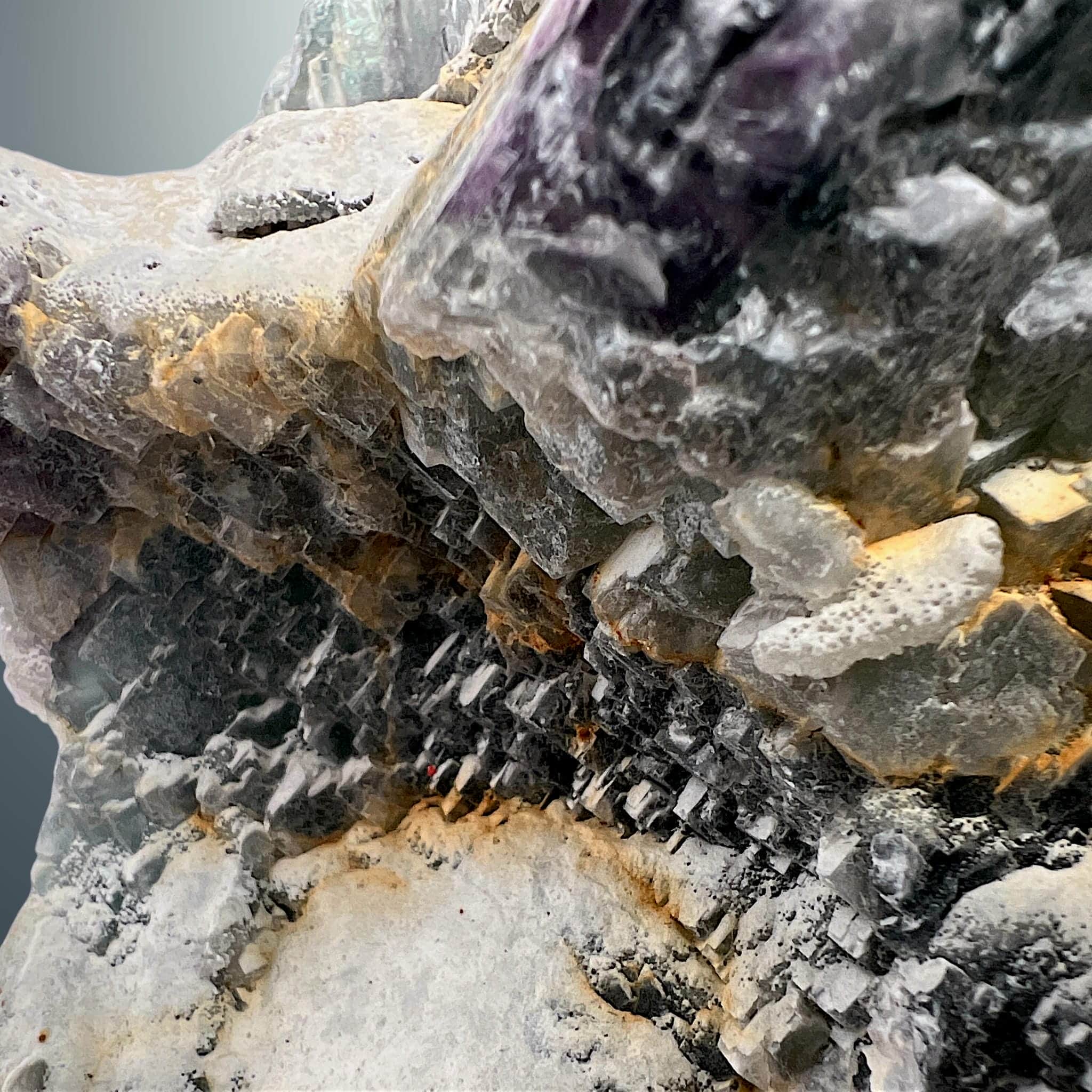 #piezas únicas_fluorita multicolor en bruto 13