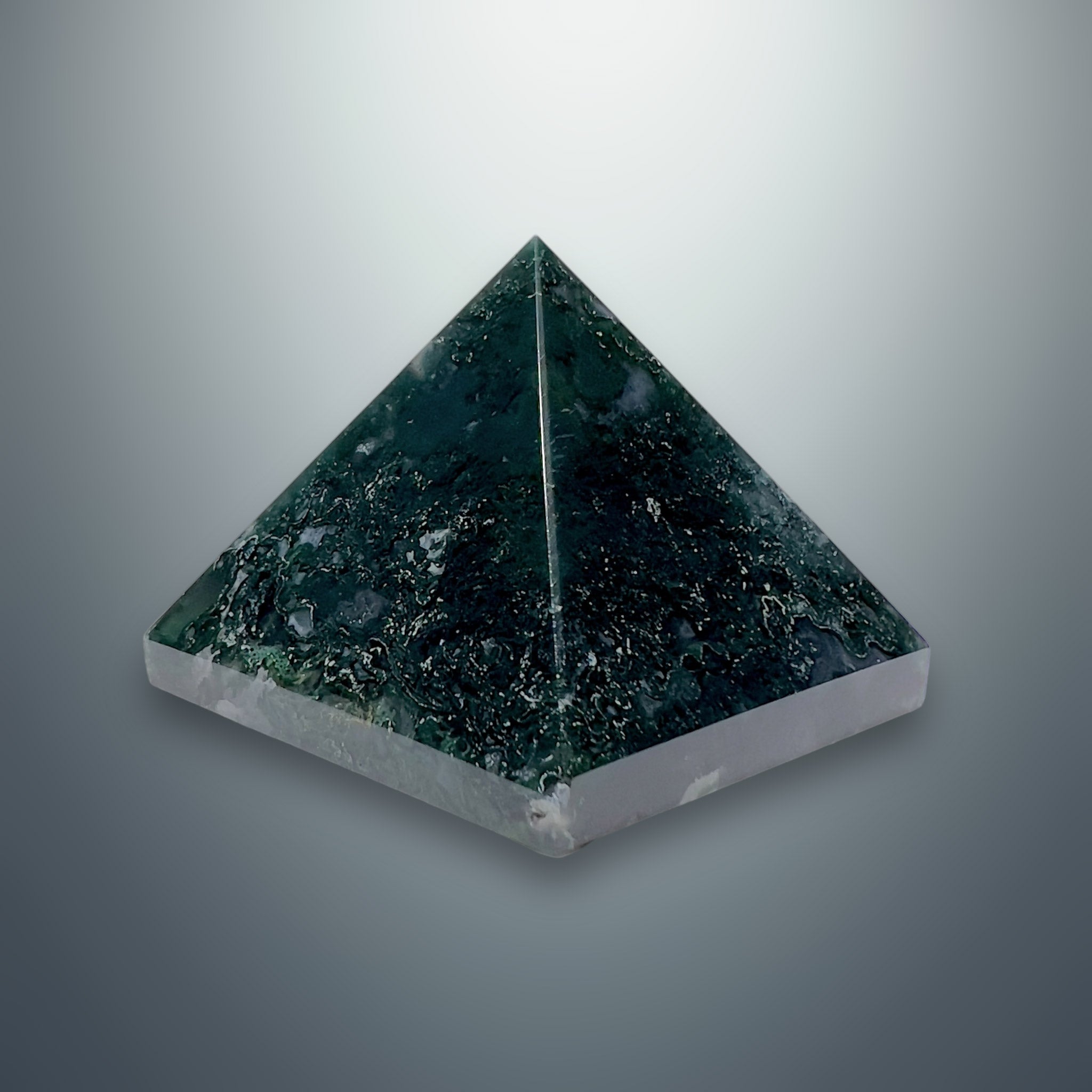 #piezas únicas_pirámide ágata musgo 2