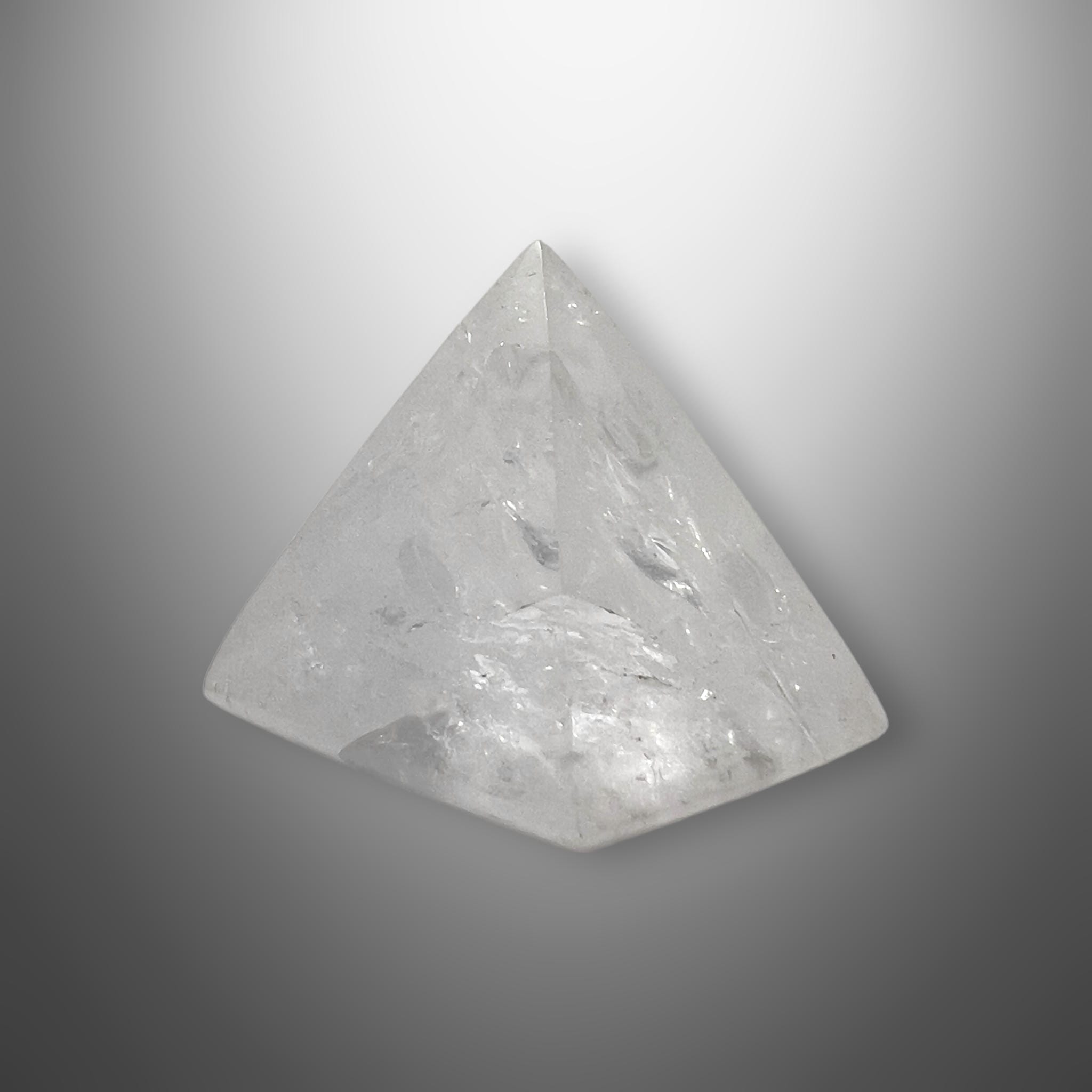 #piezas únicas_pirámide cuarzo 2