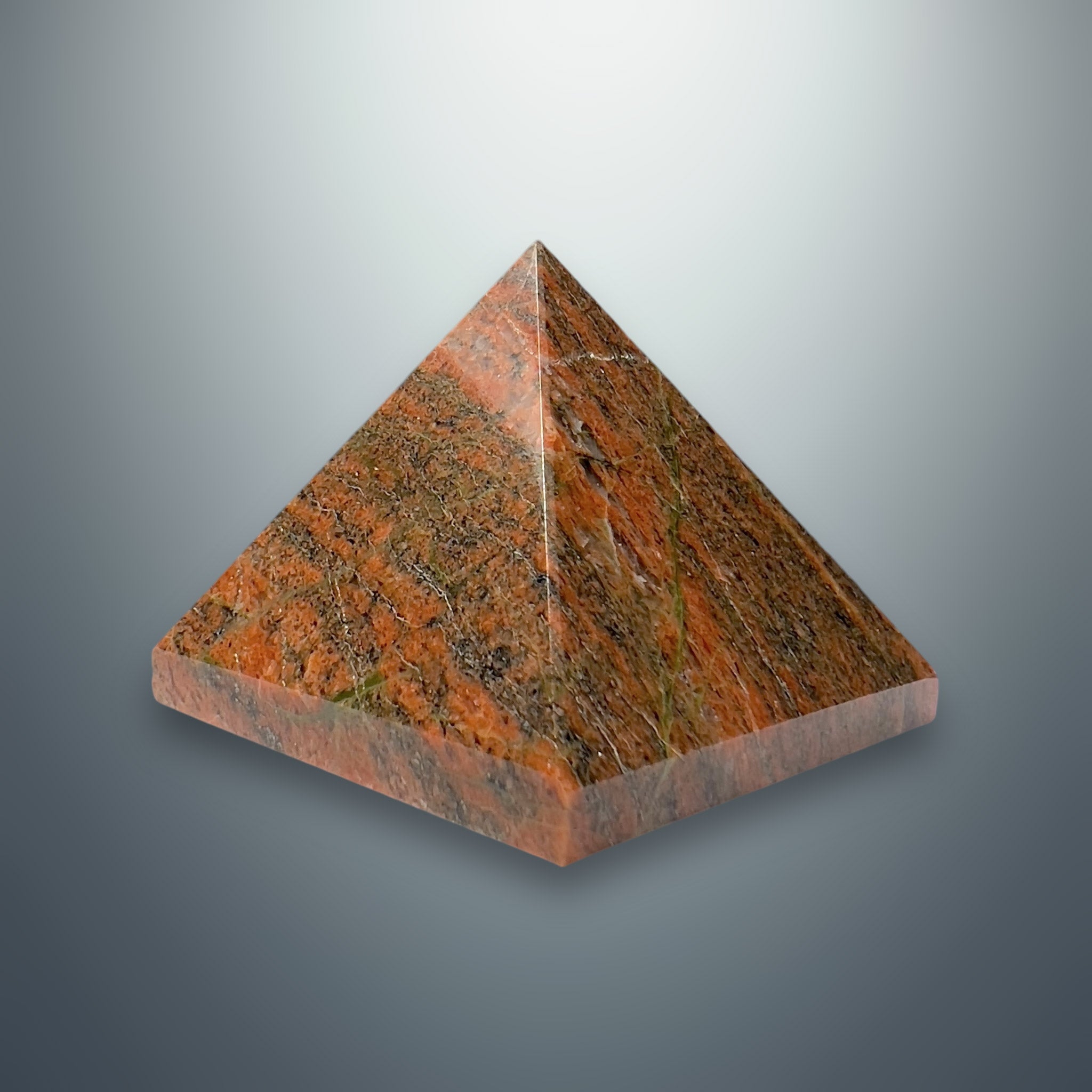 #piezas únicas_pirámide unakita 2