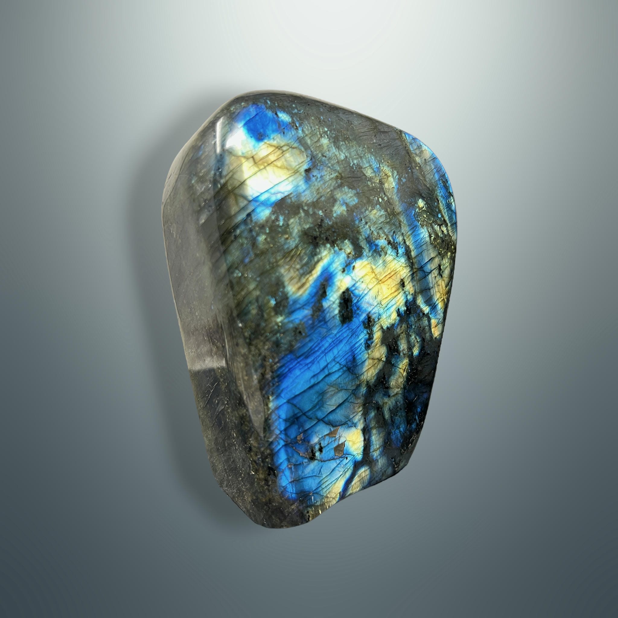 #piezas únicas_labradorita en forma libre 2