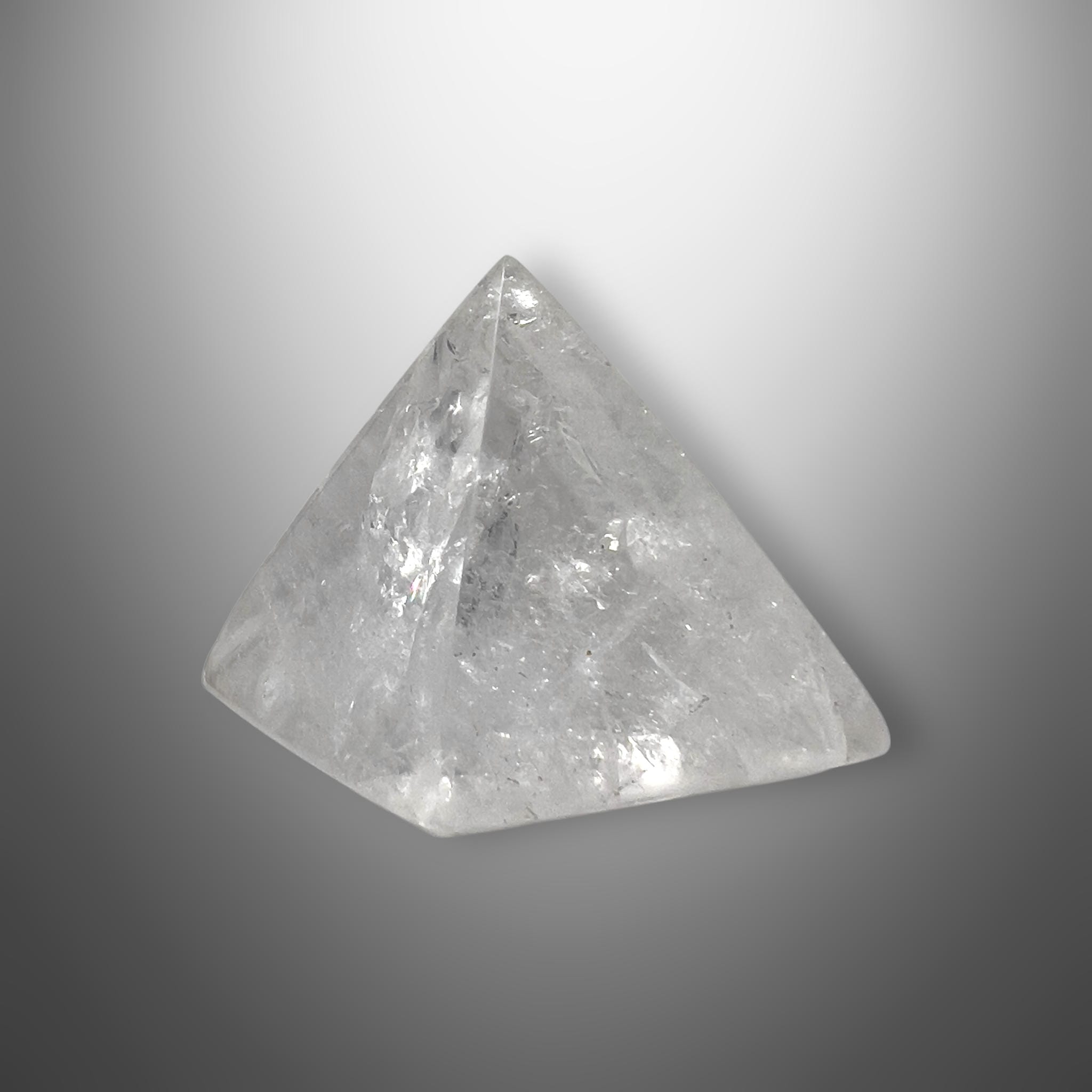 #piezas únicas_pirámide cuarzo 2