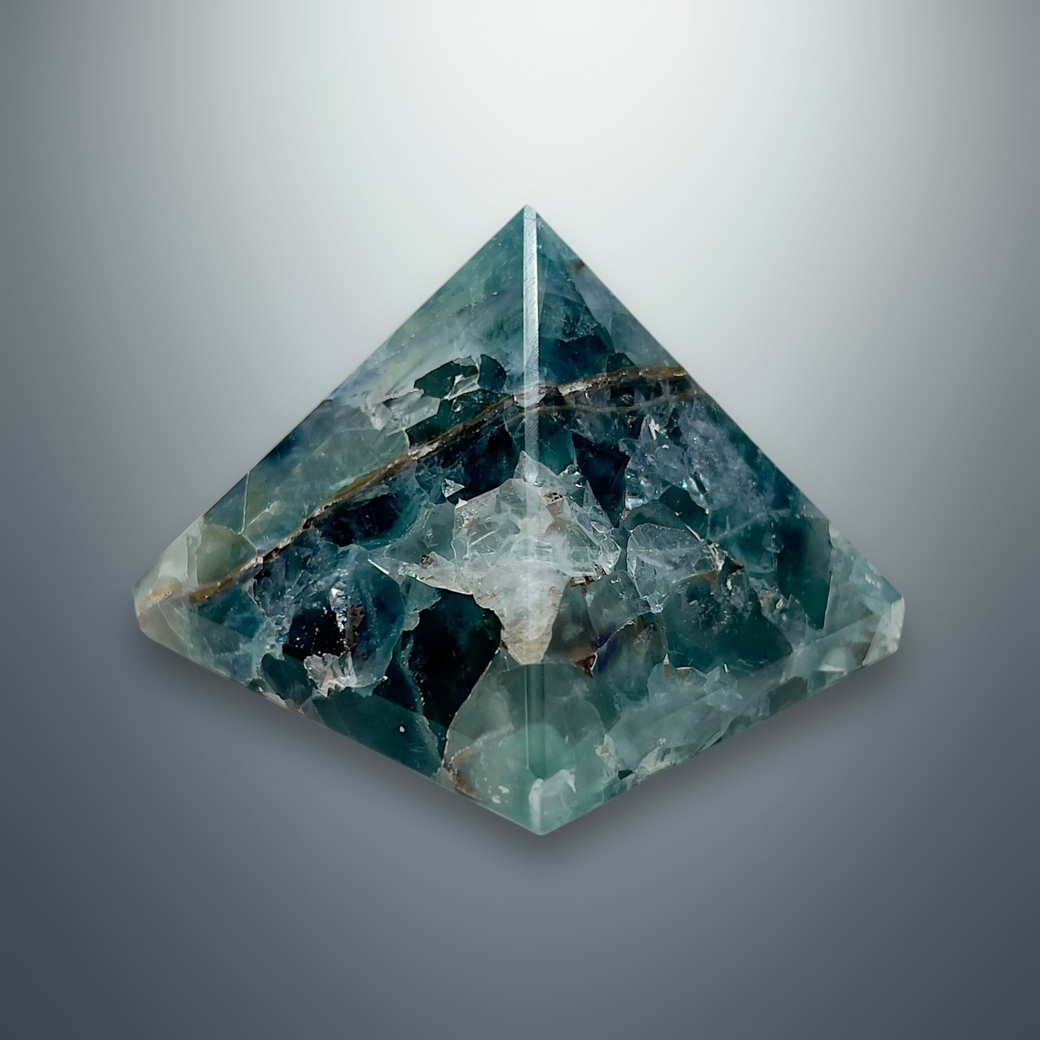 #piezas únicas_pirámide fluorita verde 2