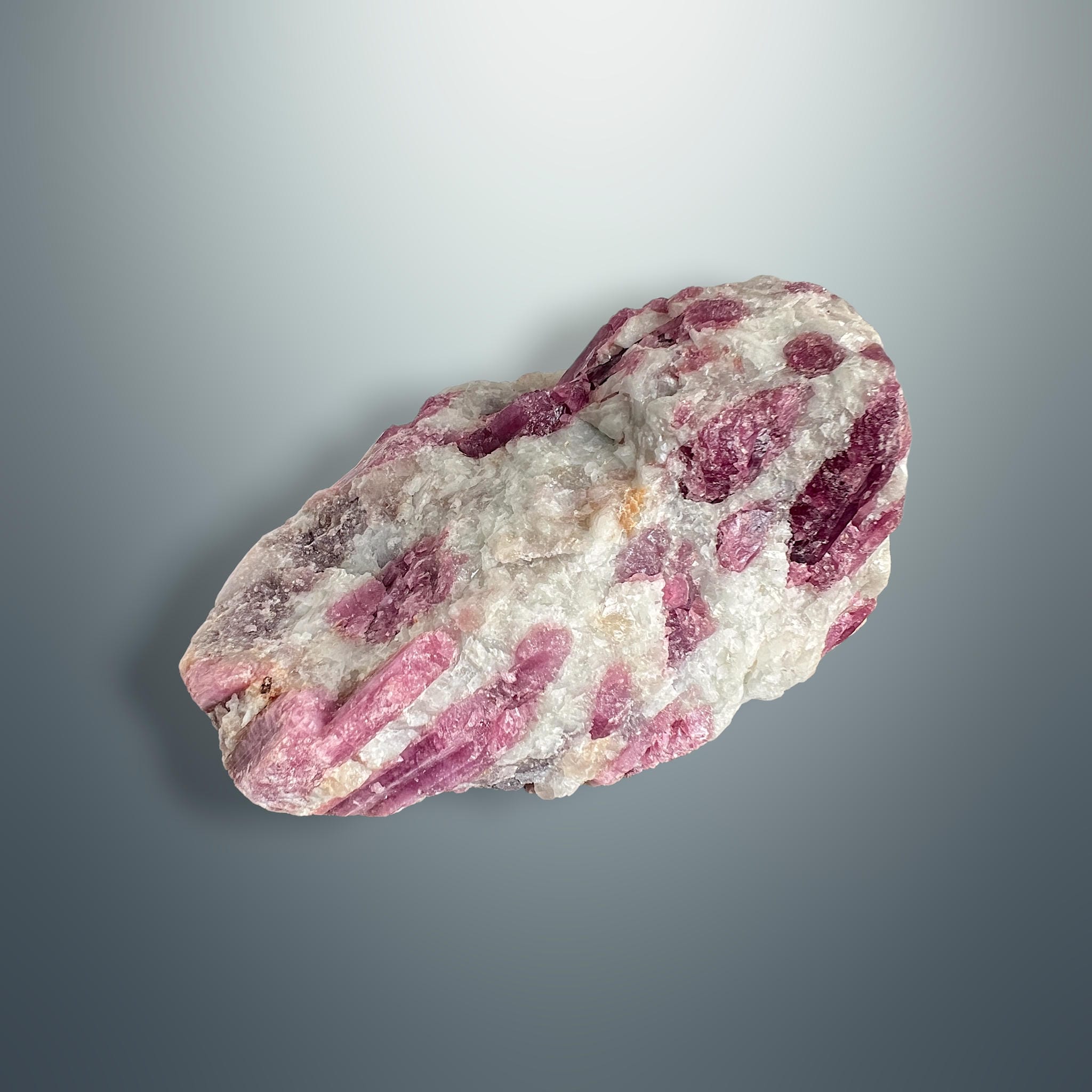 #piezas únicas_turmalina rosa en albita - bruto 2