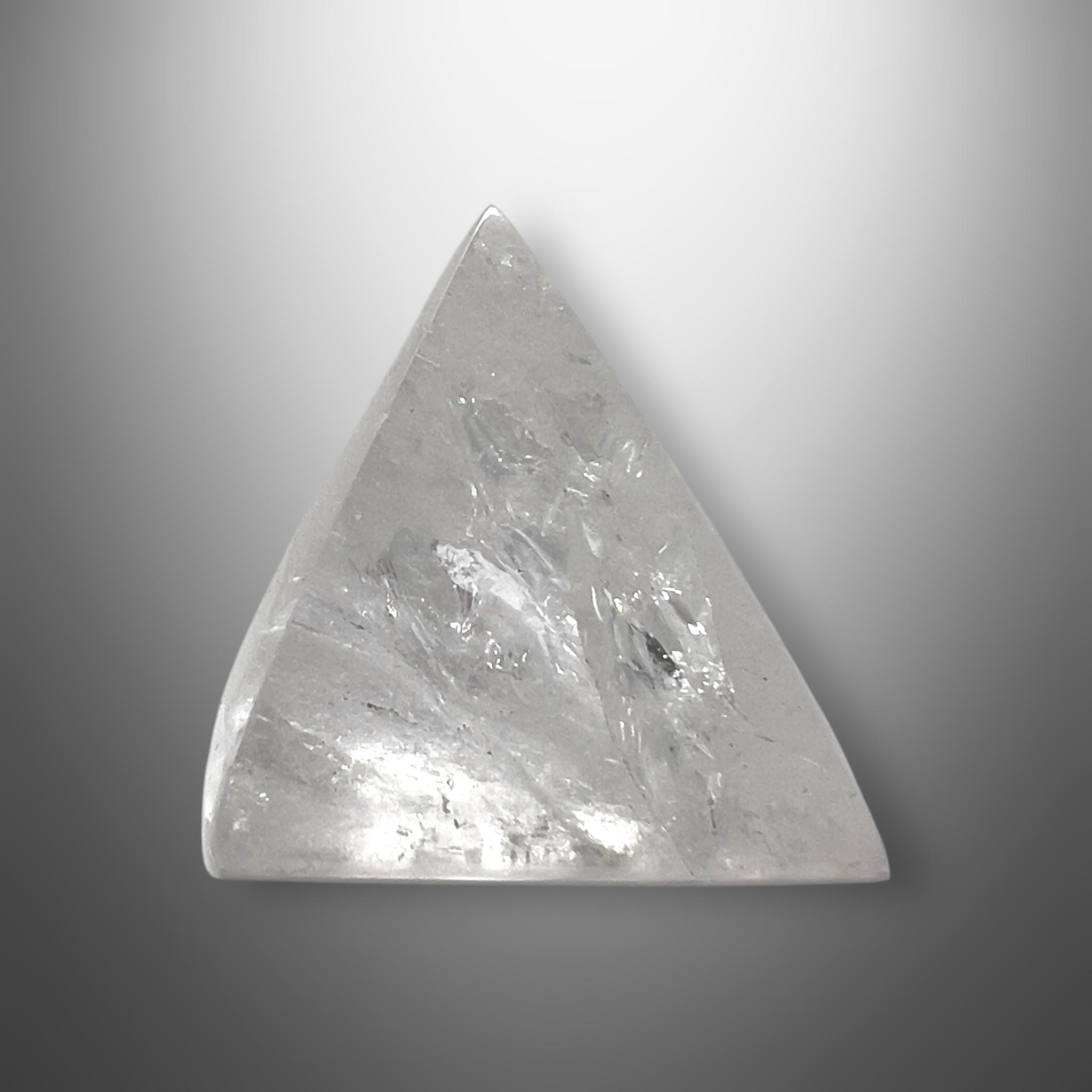 #piezas únicas_pirámide cuarzo 2