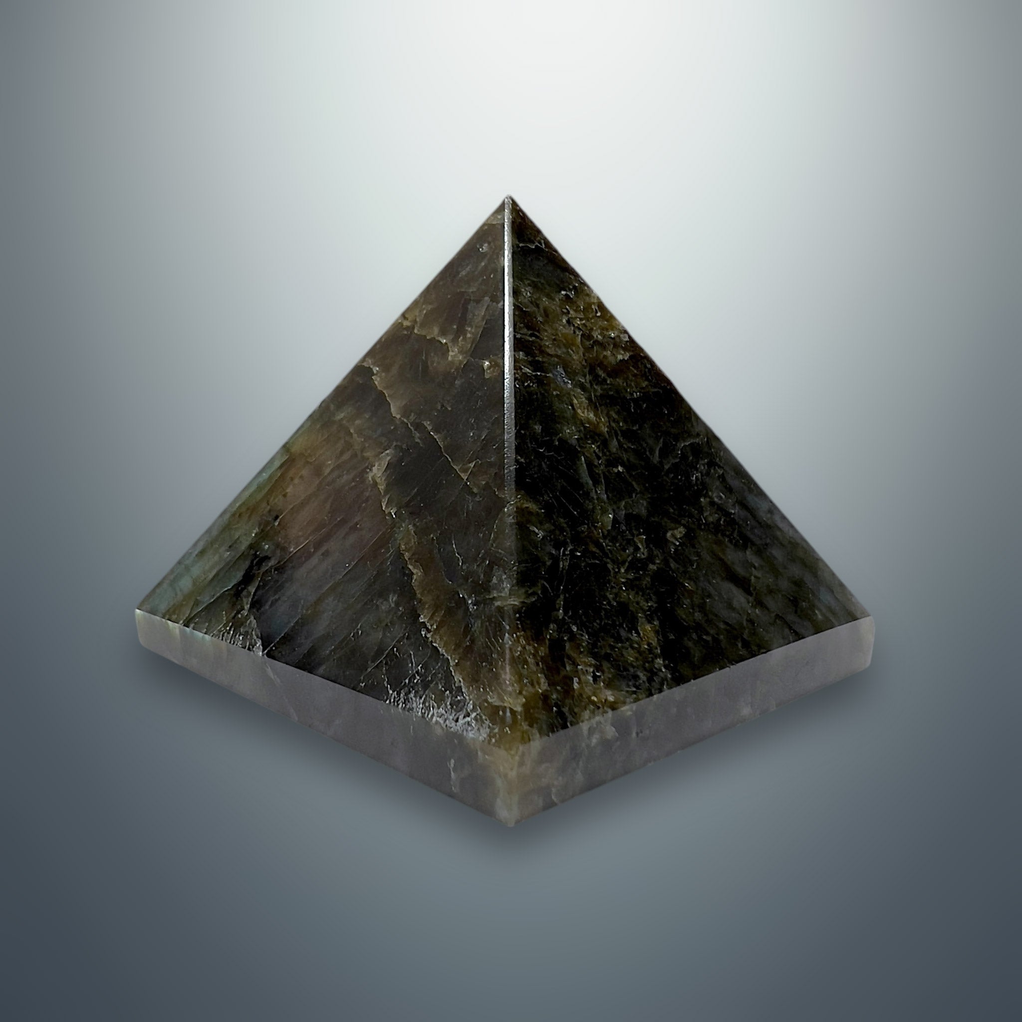 #piezas únicas_pirámide labradorita 2