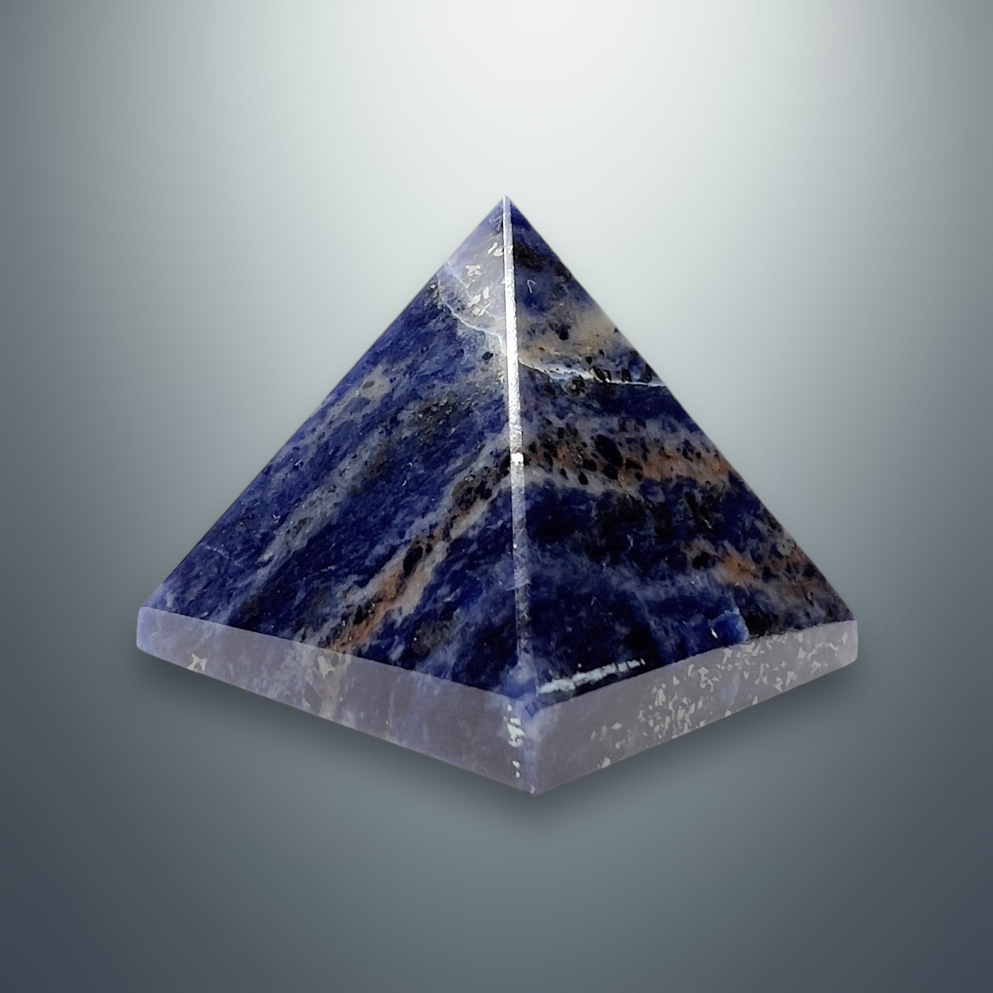 #piezas únicas_pirámide sodalita 2