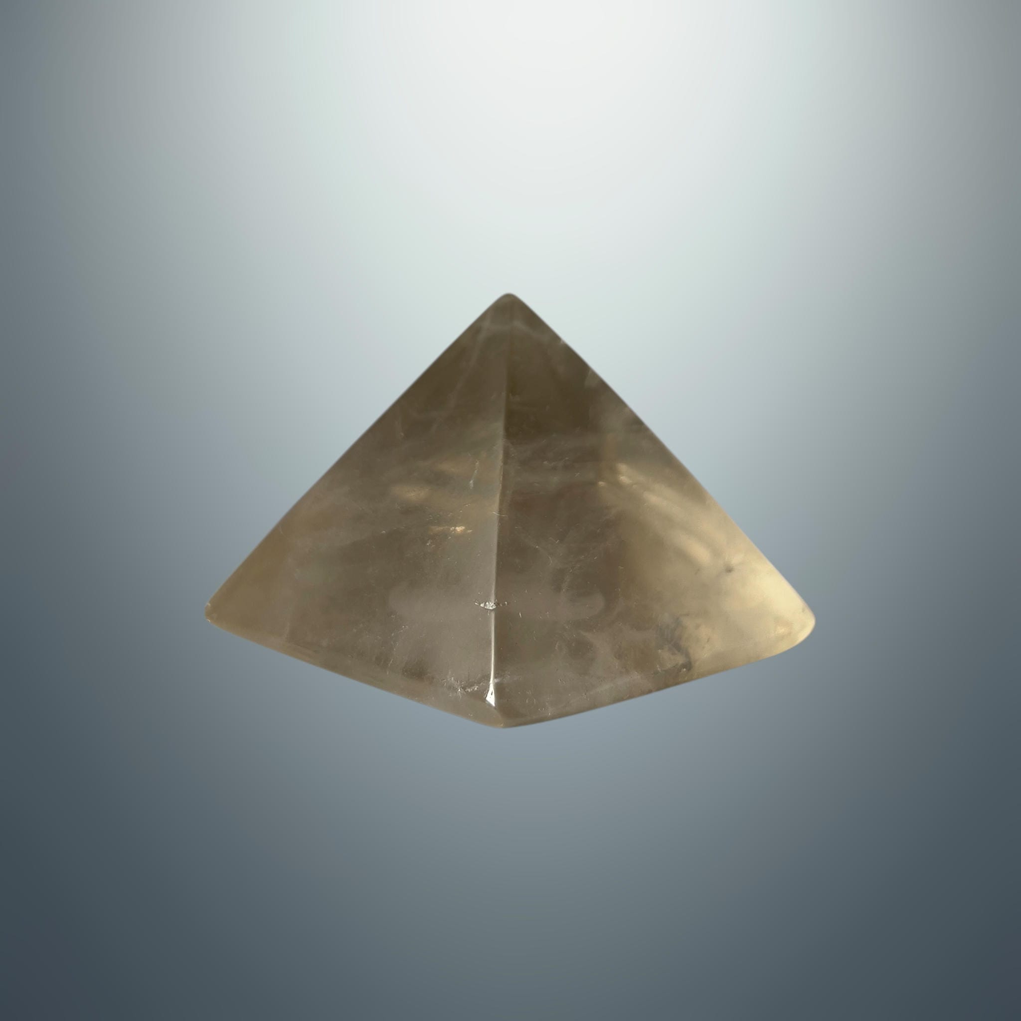 #piezas únicas_pirámide cuarzo ahumado 3