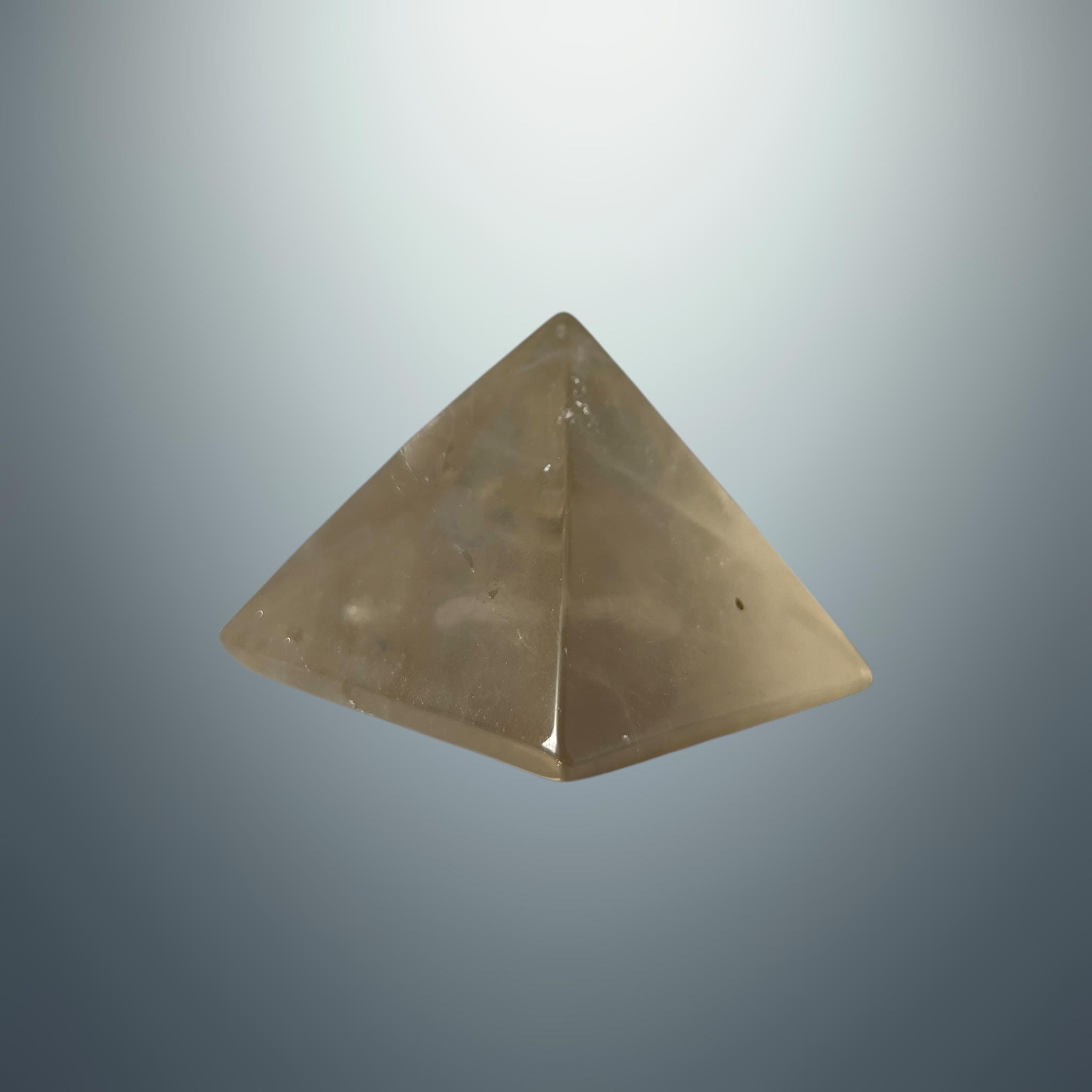 #piezas únicas_pirámide cuarzo ahumado 3