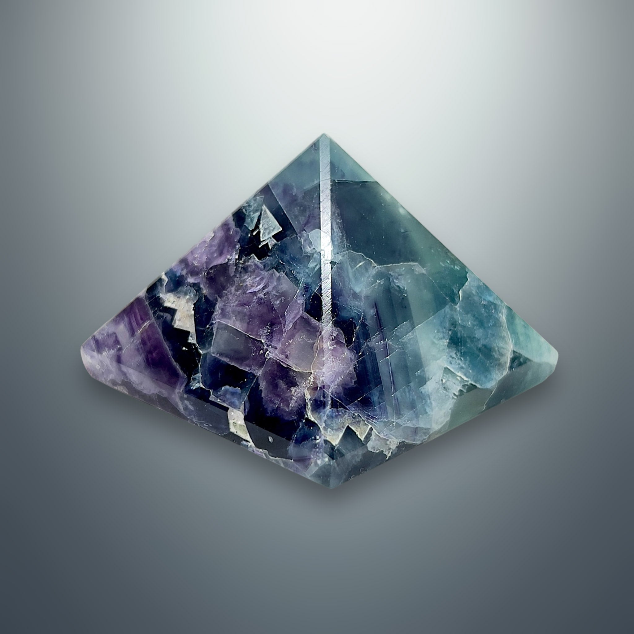 #piezas únicas_pirámide fluorita multicolor 3